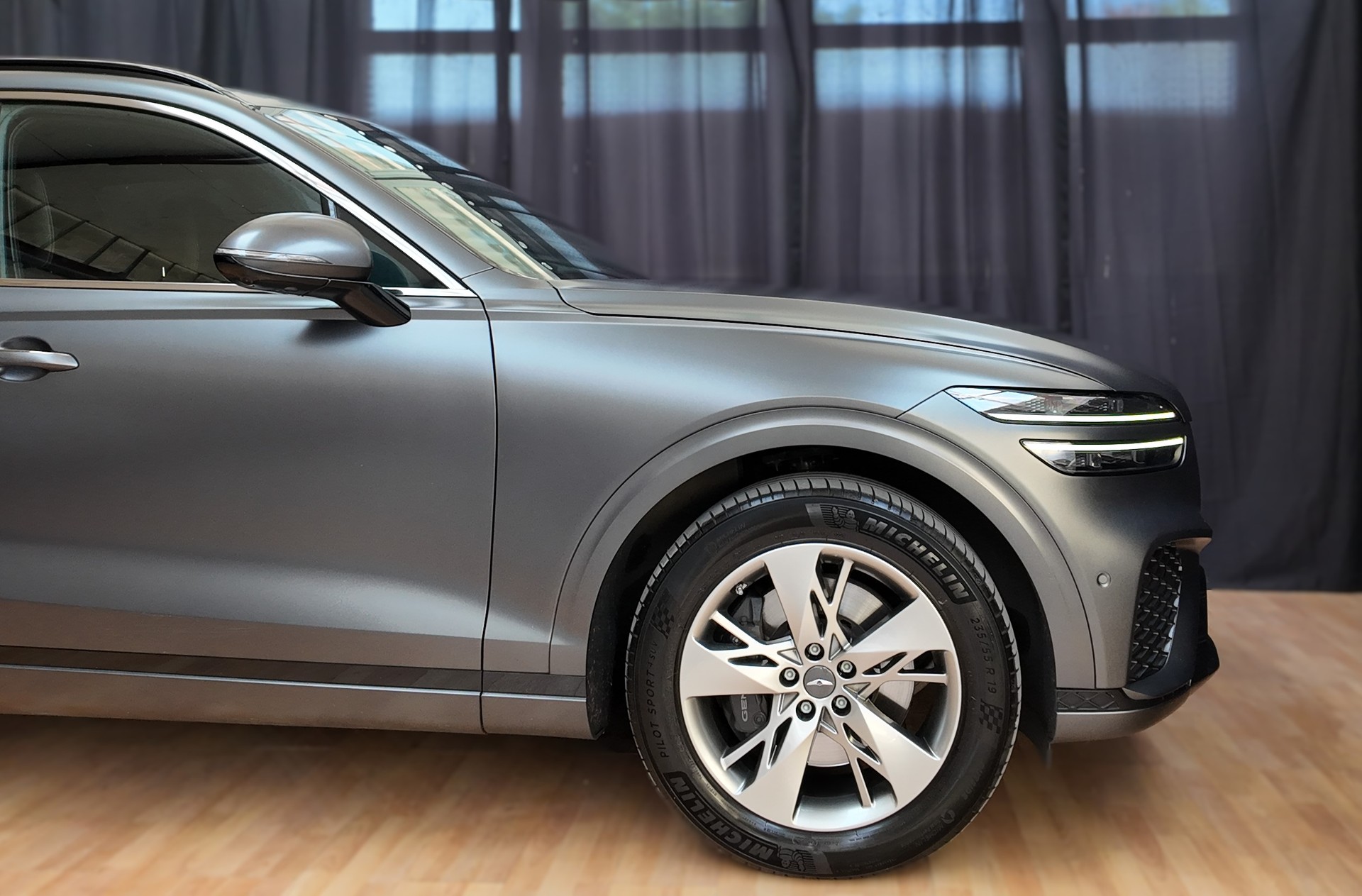 GENESIS GV70 2.5 TGDI Sport AT8 AWD-image-2