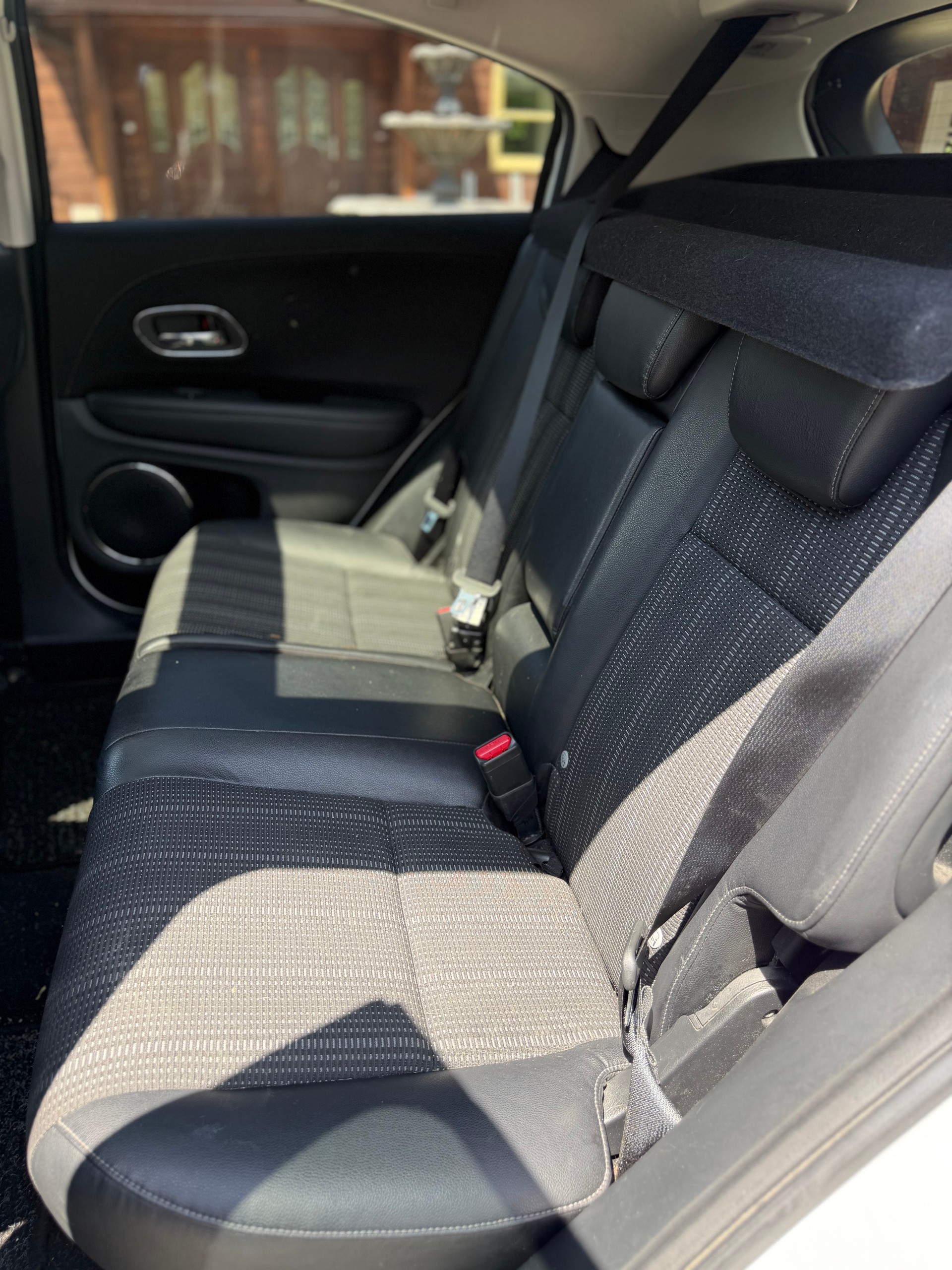 HONDA HR-V 1.5i-VTEC Executive CVT-image-7