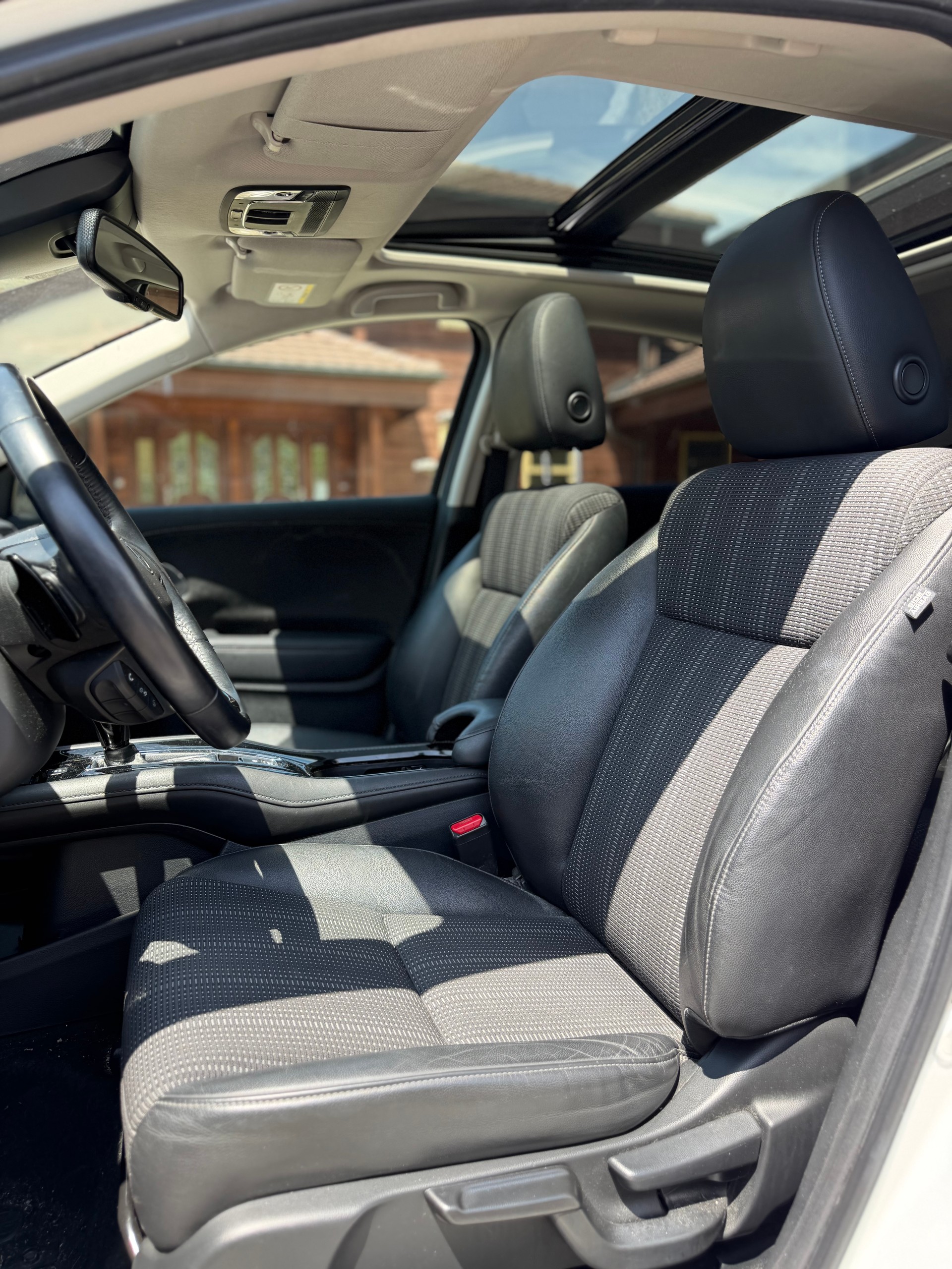 HONDA HR-V 1.5i-VTEC Executive CVT-image-8