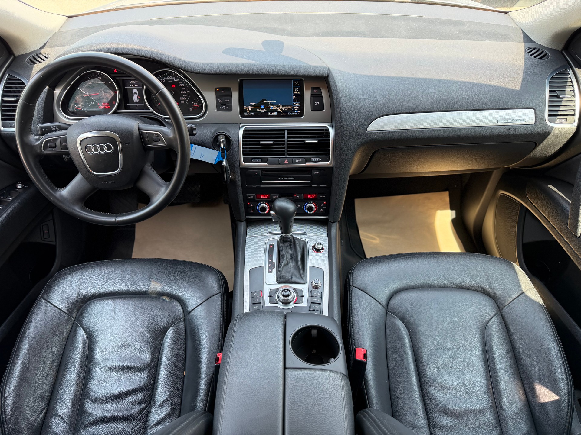 AUDI Q7 3.0 TDI addBlue quattro tiptronic-image-9