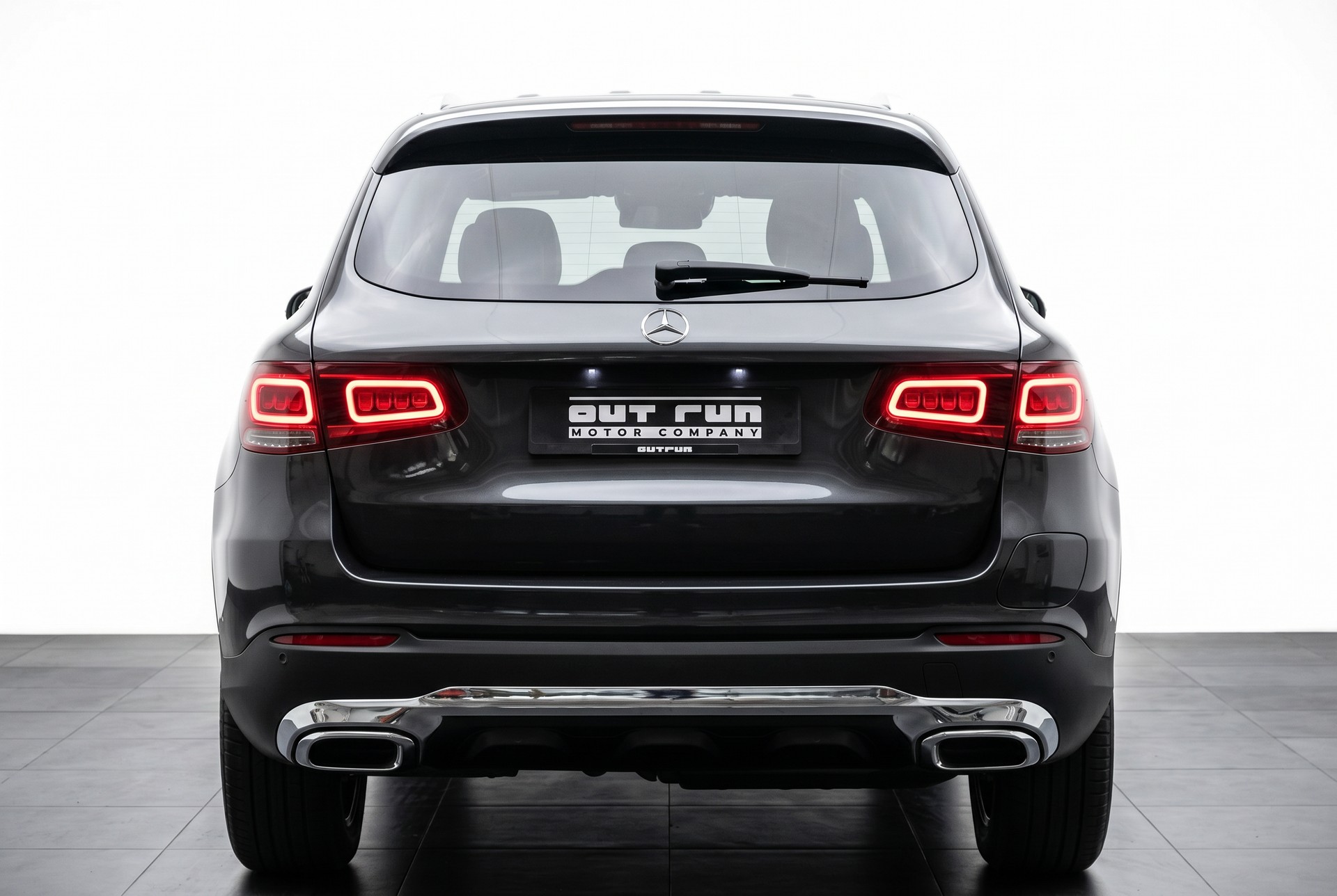 MERCEDES-BENZ GLC 300 de Off-Road 4Matic 9G-Tronic-image-2