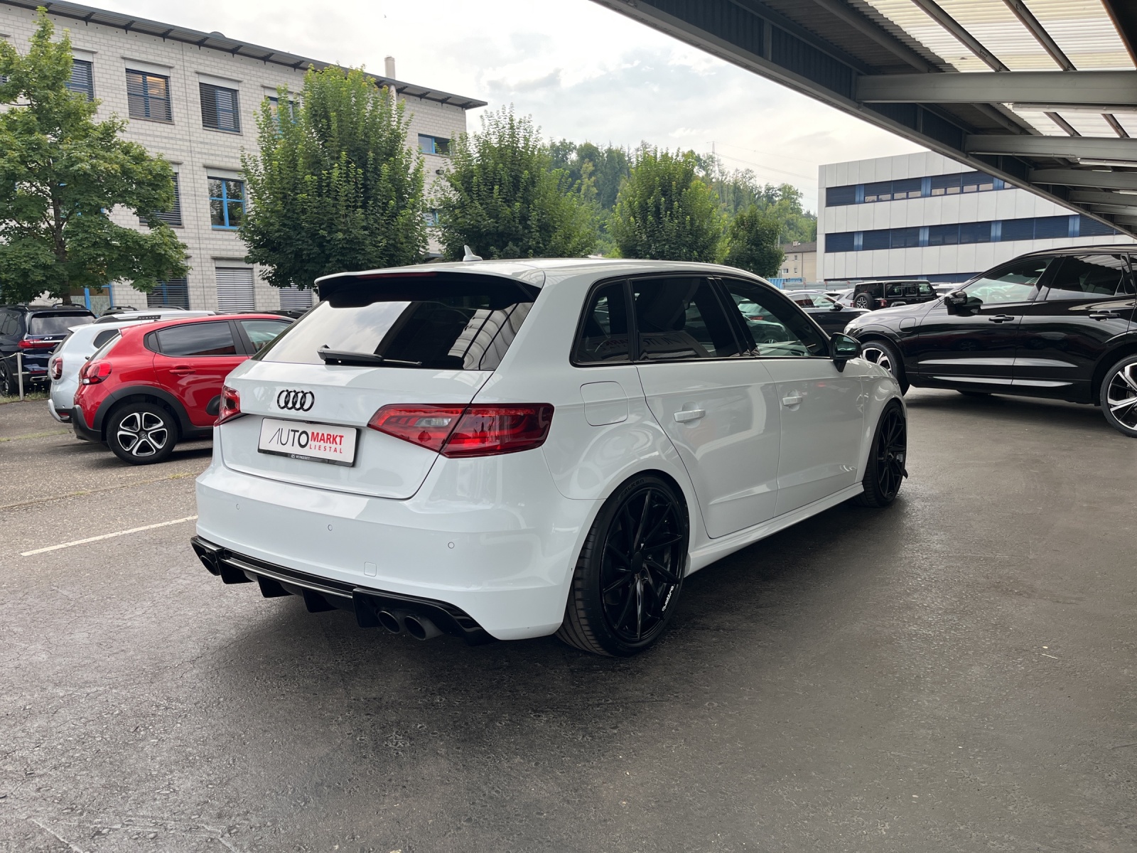 AUDI S3 Sportback 2.0 TFSI quattro S-tronic-image-3