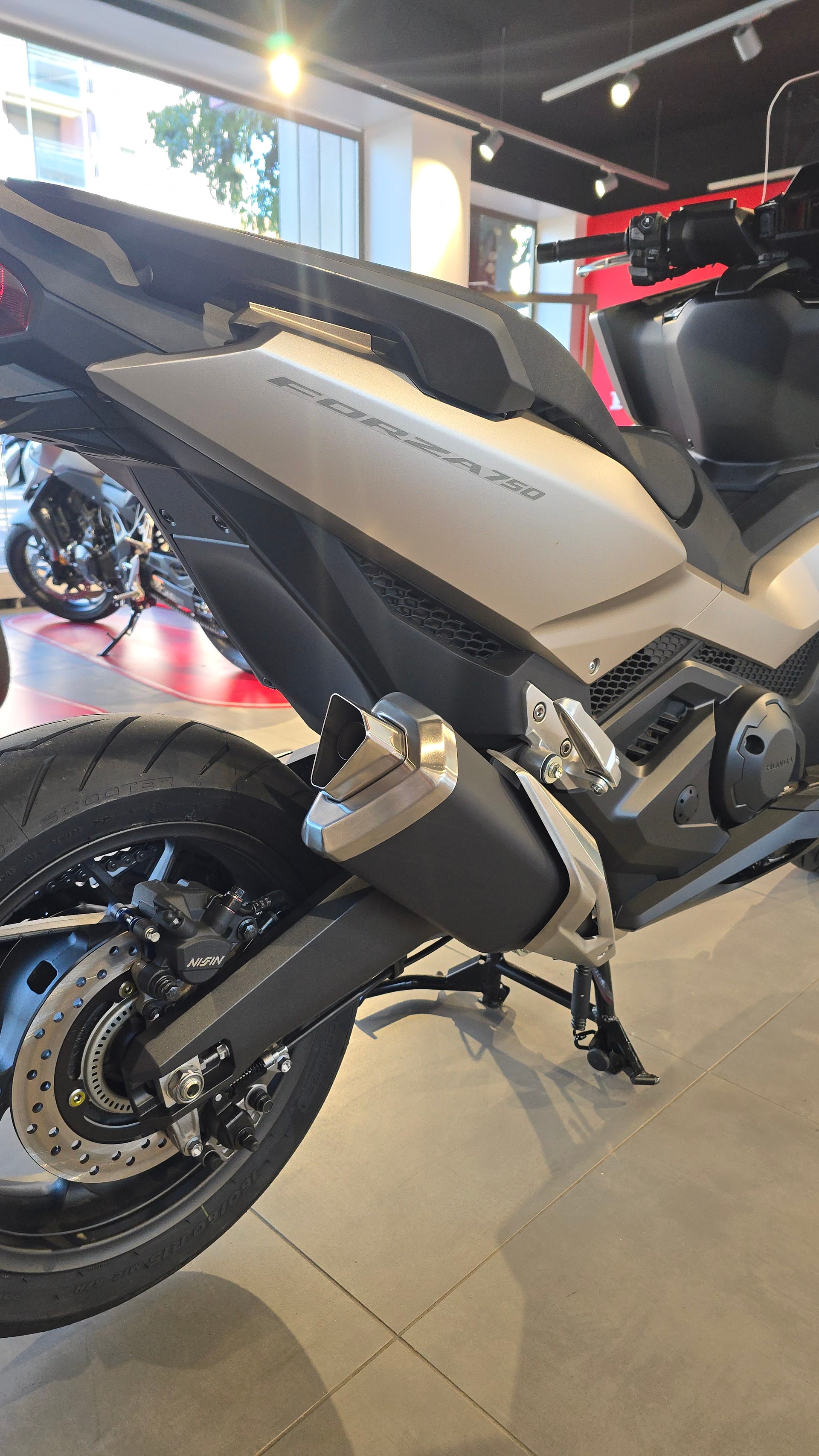 HONDA NSS 750-image-9