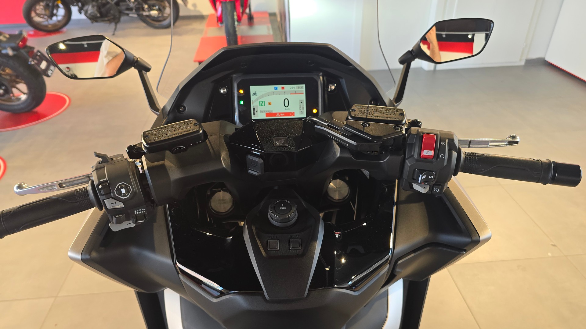 HONDA NSS 750-image-12