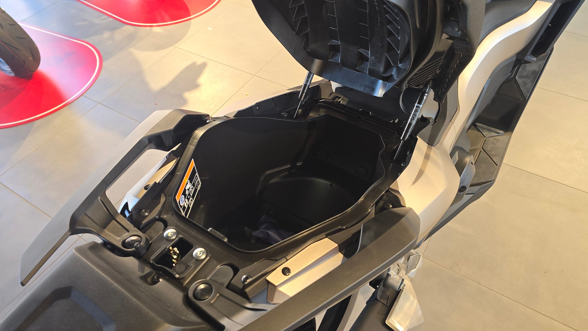 HONDA NSS 750-image-11