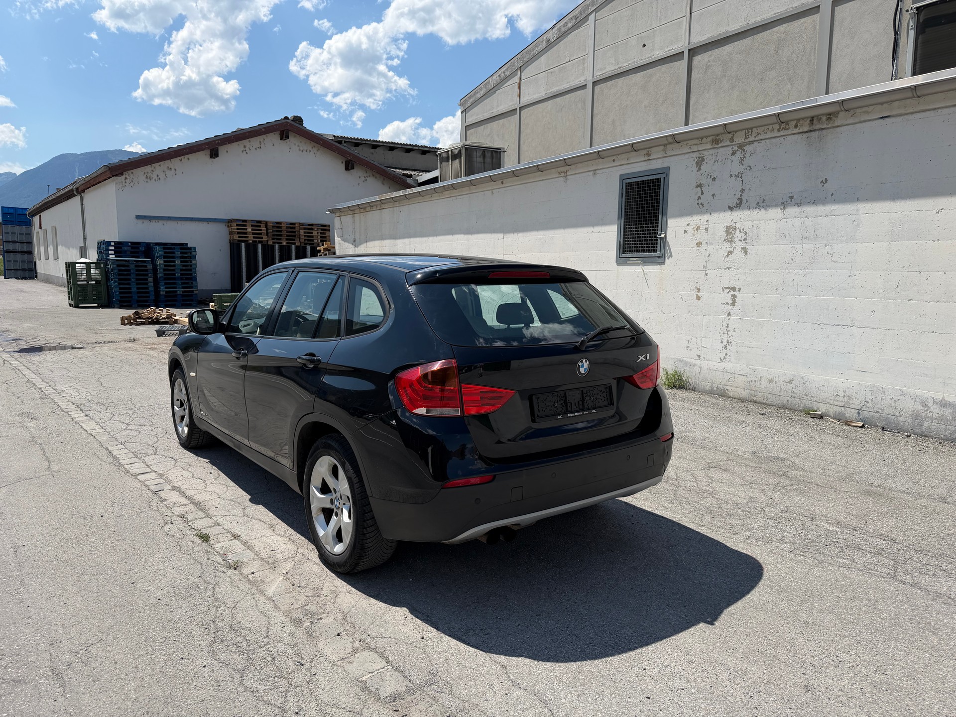 BMW X1 xDrive 20i Steptronic-image-9