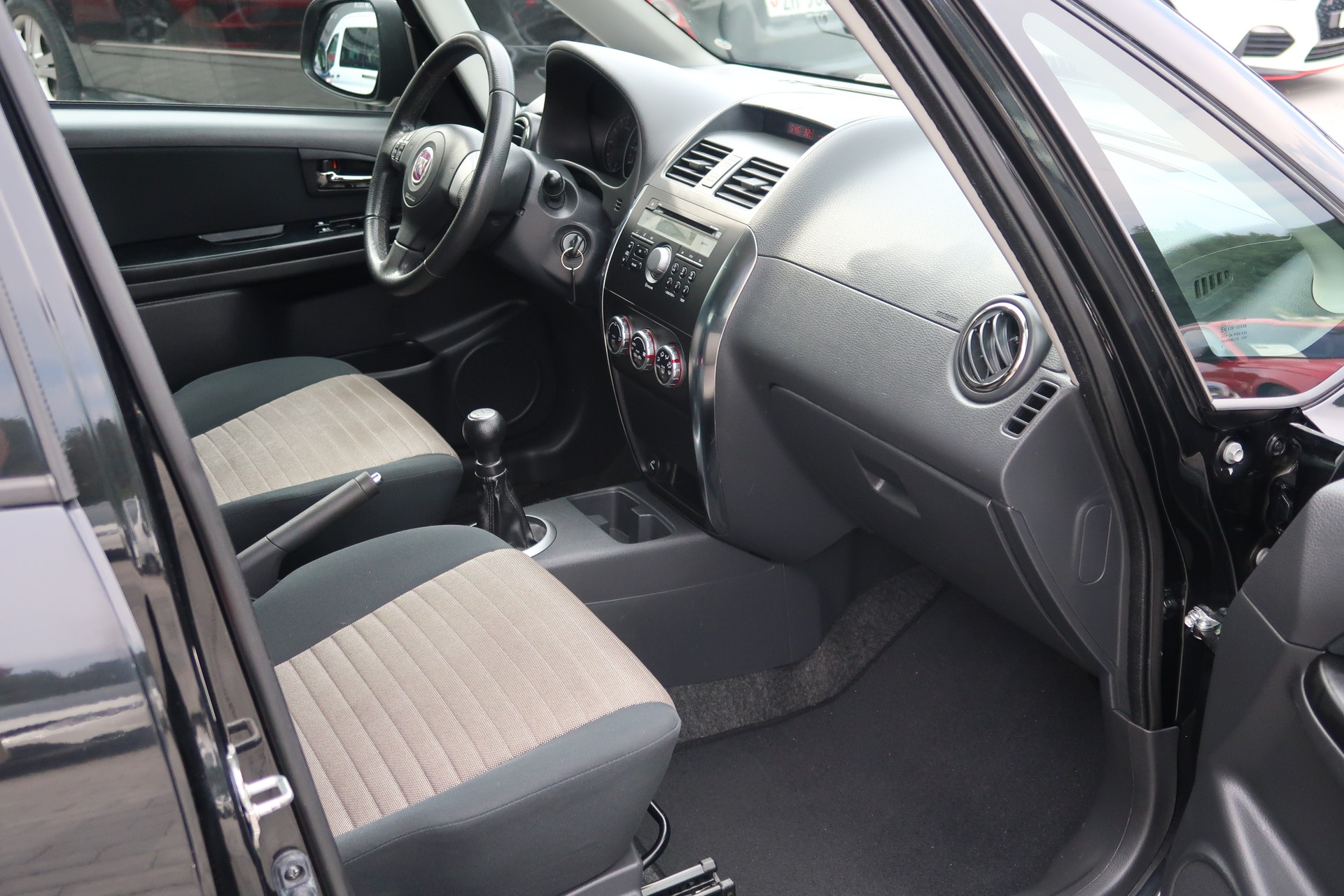 FIAT Sedici 1.6 4WD Dynamic-image-11