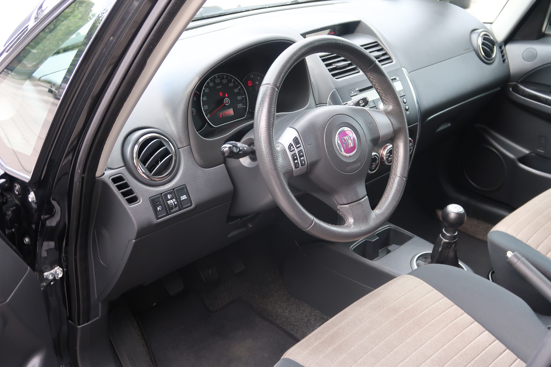 FIAT Sedici 1.6 4WD Dynamic-image-8