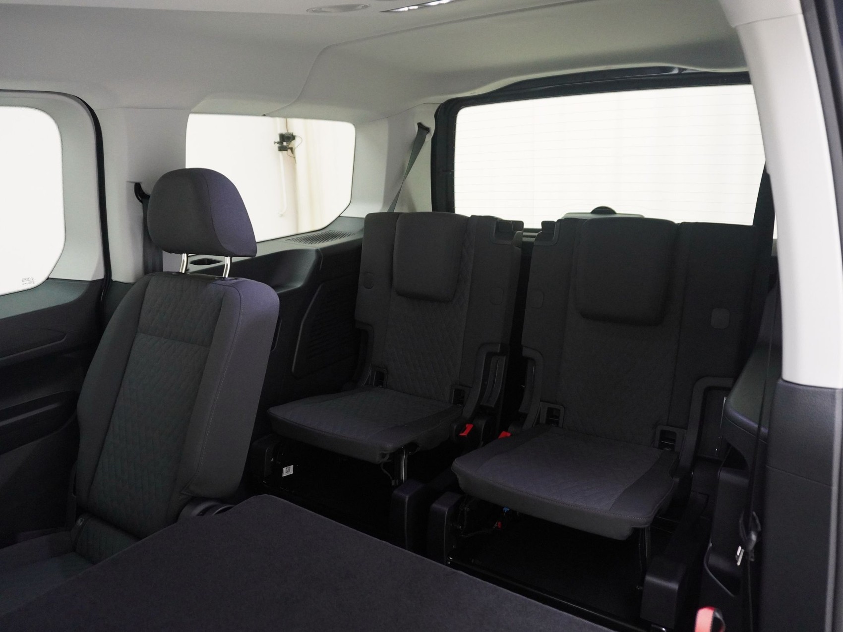 VW Caddy Maxi 1.5 TSI Plug-in-Hybrid Life DSG-image-14