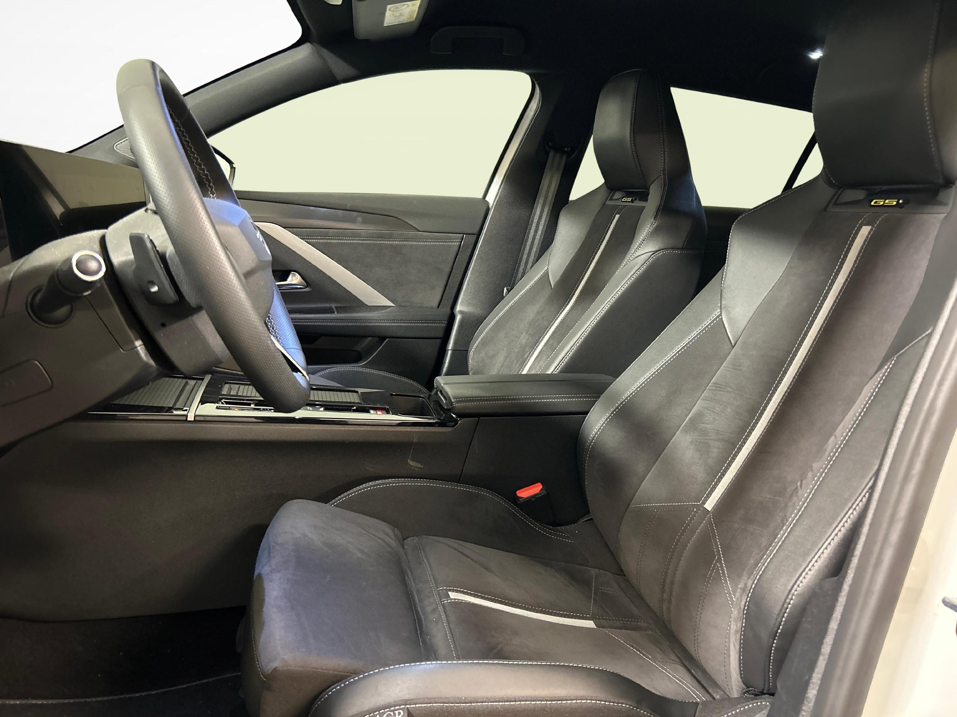 OPEL Astra Sports Tourer 1.6 T PHEV 225 GSe-image-2