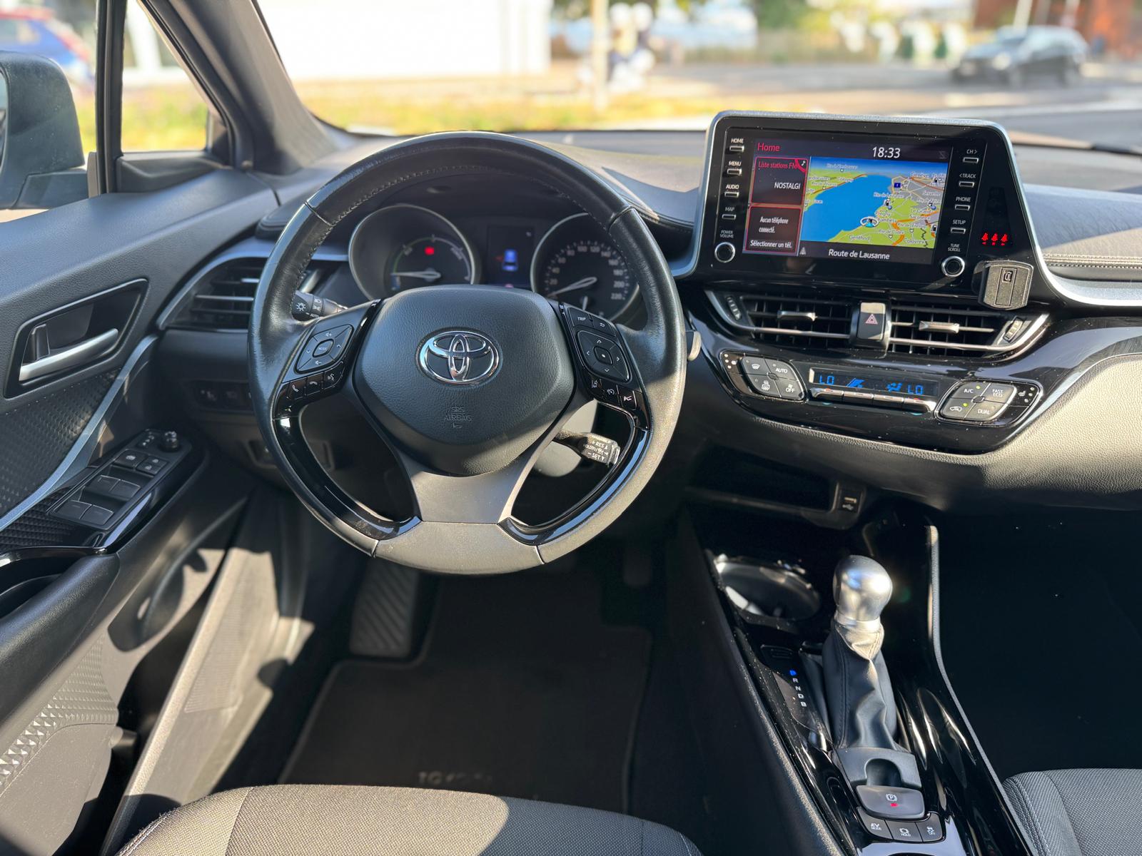 TOYOTA C-HR 1.8 HSD CVT Trend-image-7