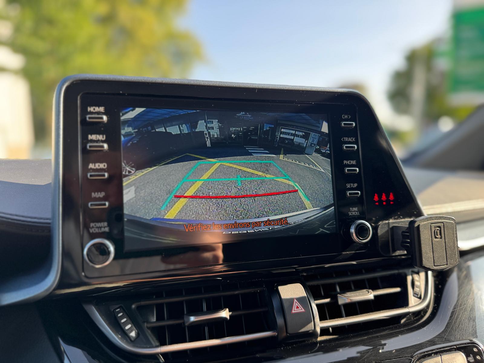 TOYOTA C-HR 1.8 HSD CVT Trend-image-21
