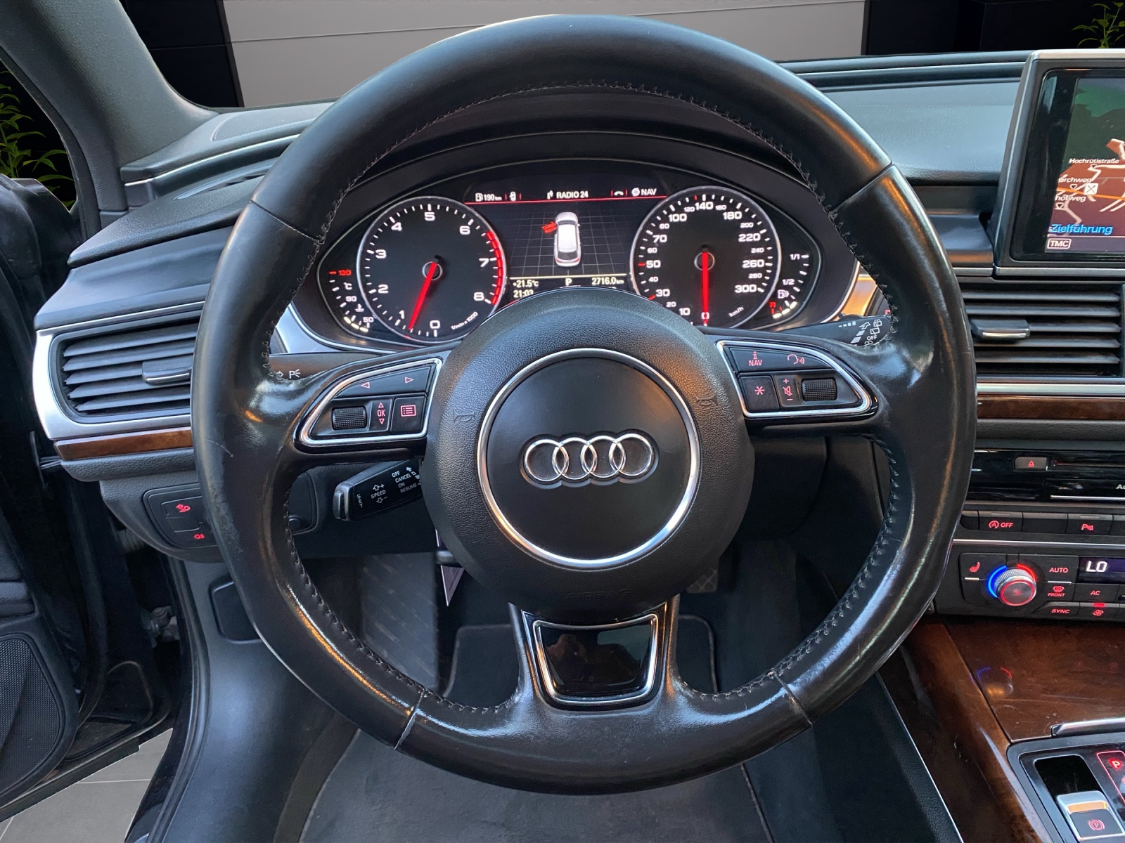 AUDI A6 Avant 2.8 FSI V6 quattro S-tronic-image-13