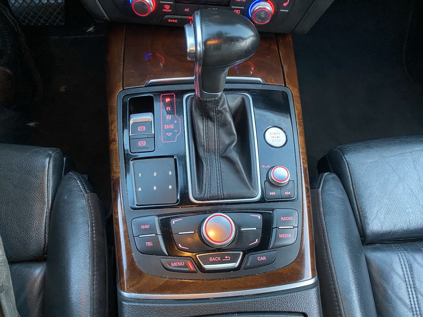 AUDI A6 Avant 2.8 FSI V6 quattro S-tronic-image-14