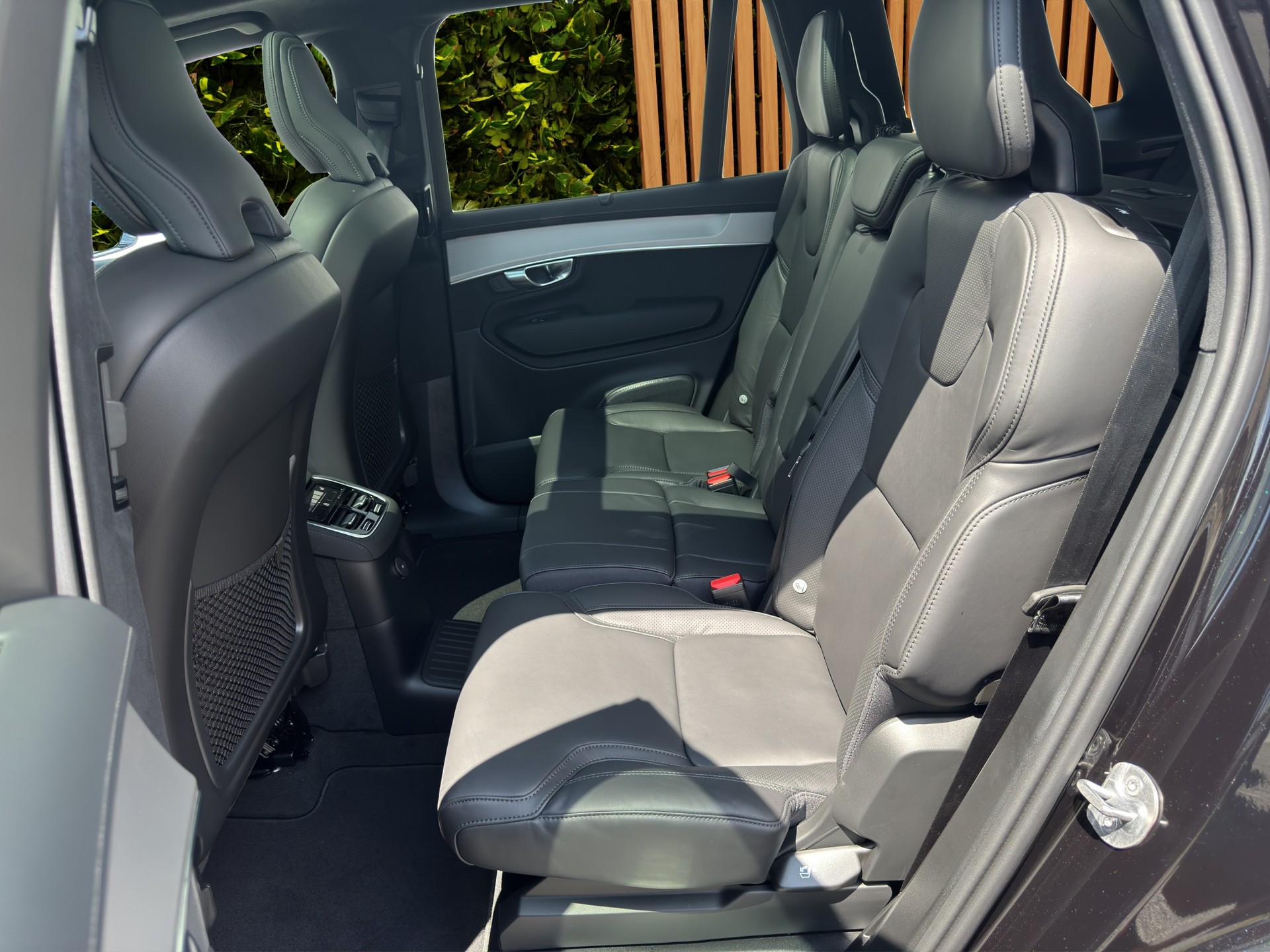 VOLVO XC90 T8 AWD Hybride rechargeable-image-14