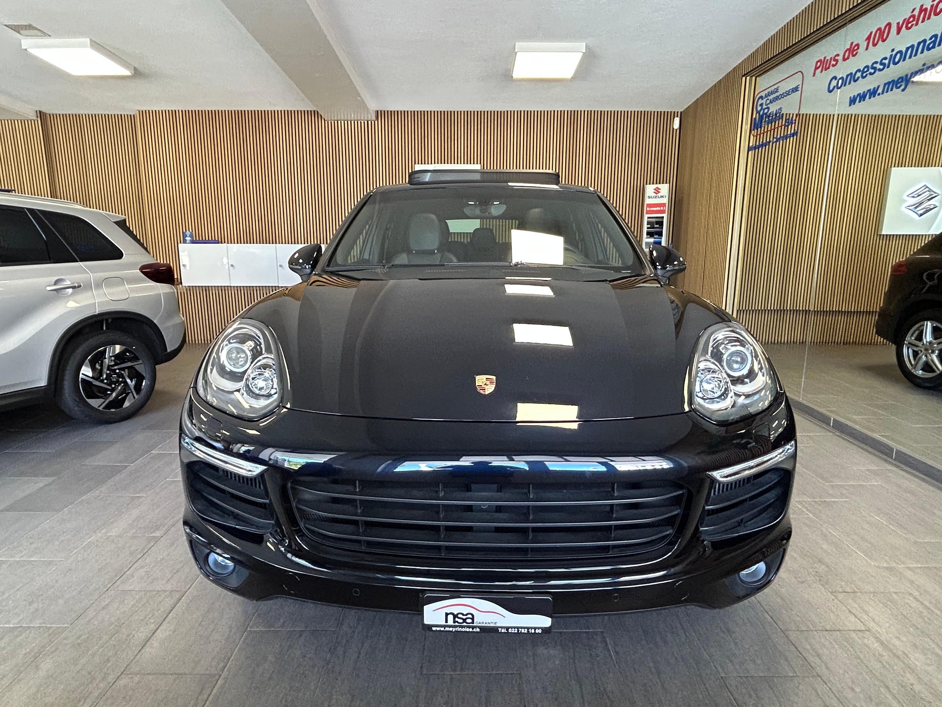 PORSCHE Cayenne 3.6 V6 S TipT-showroom-element-2