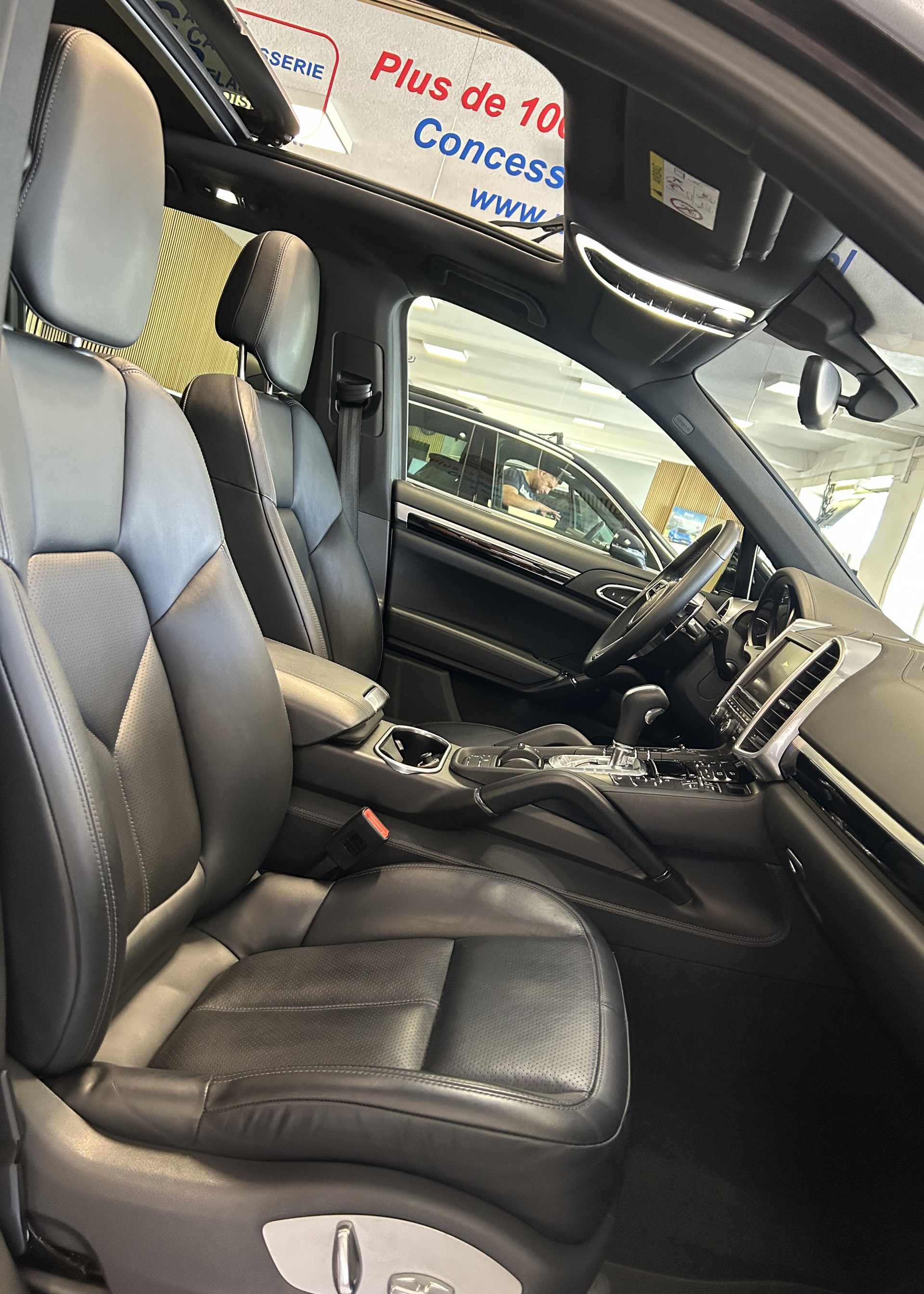 PORSCHE Cayenne 3.6 V6 S TipT-image-13