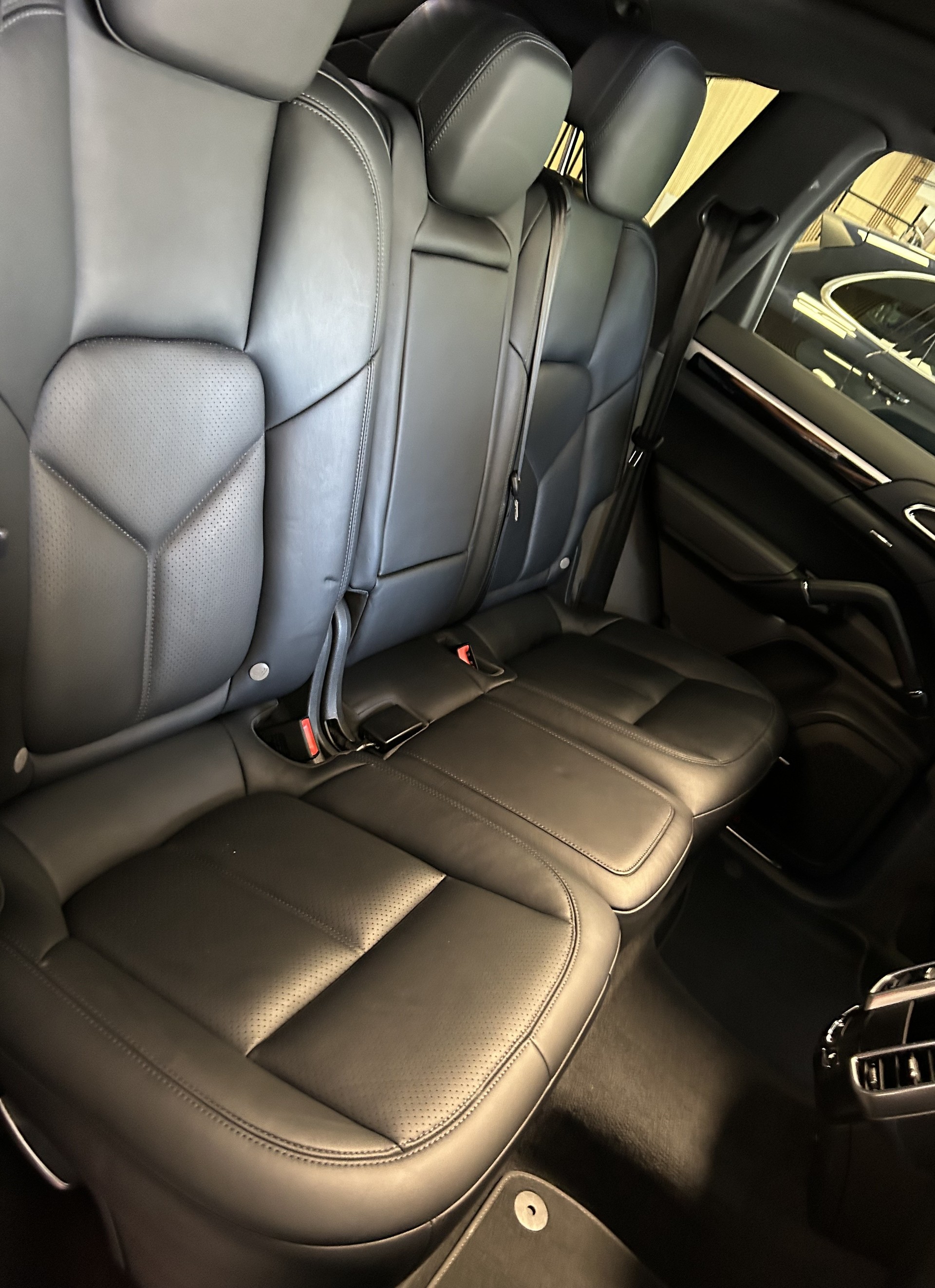 PORSCHE Cayenne 3.6 V6 S TipT-image-16