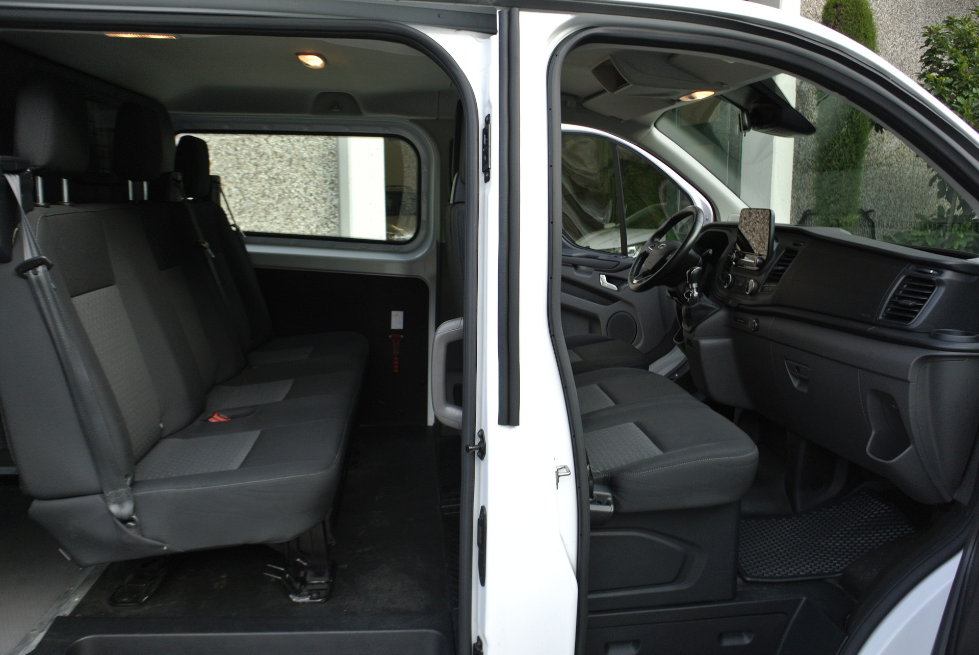 FORD Transit Custom Van 320 L2H1 DK Trend-image-23