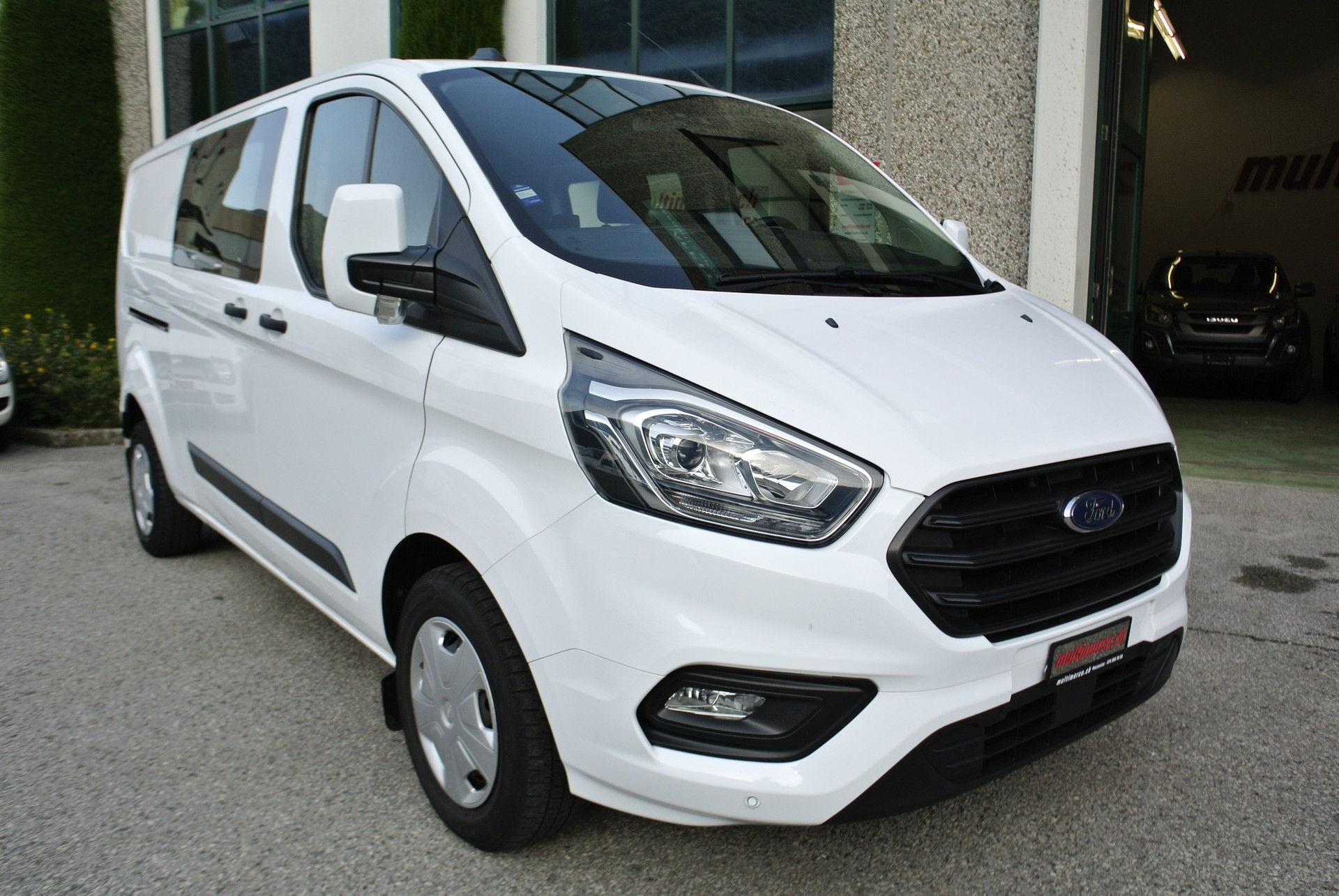 FORD Transit Custom Van 320 L2H1 DK Trend-image-3