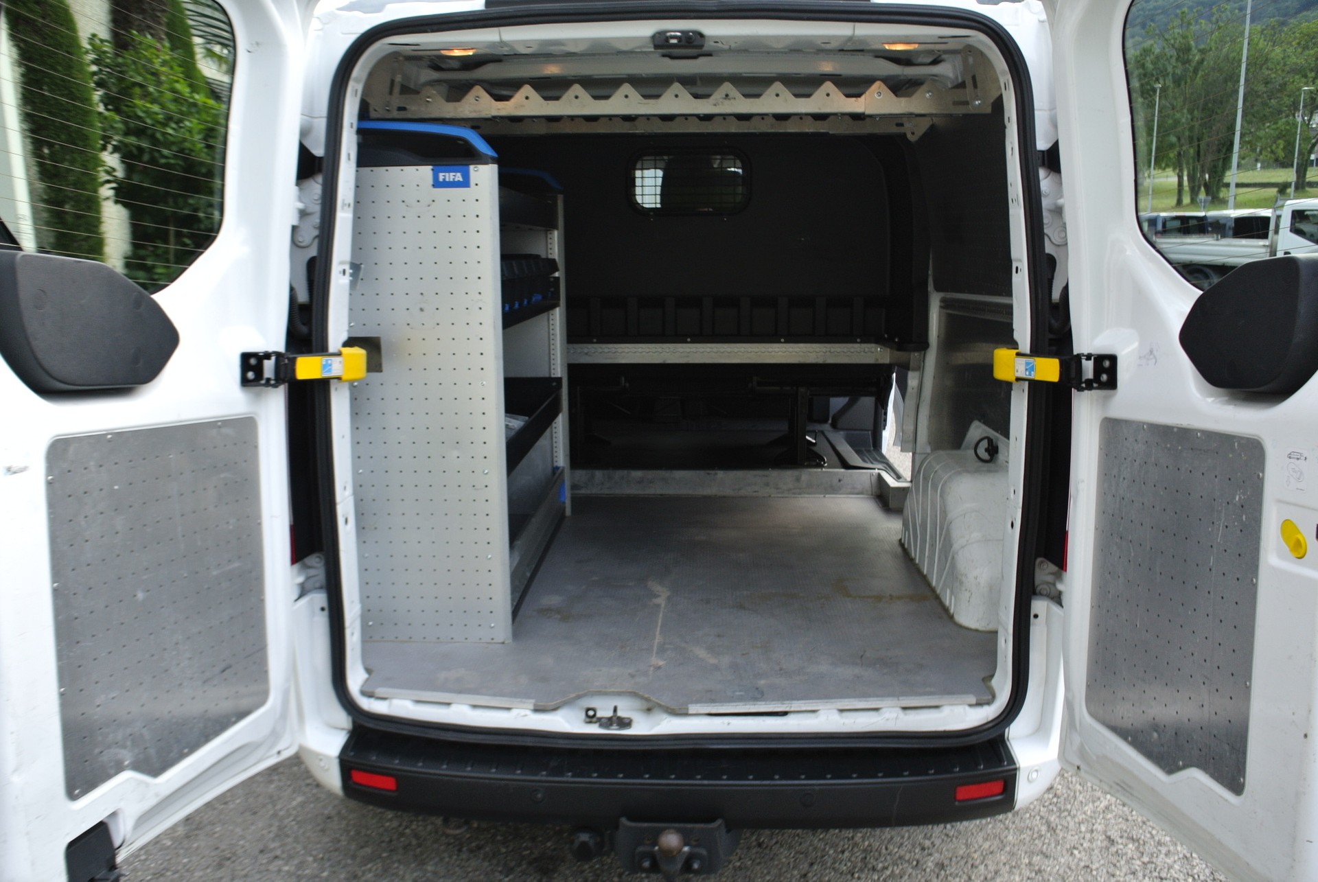 FORD Transit Custom Van 320 L2H1 DK Trend-image-16