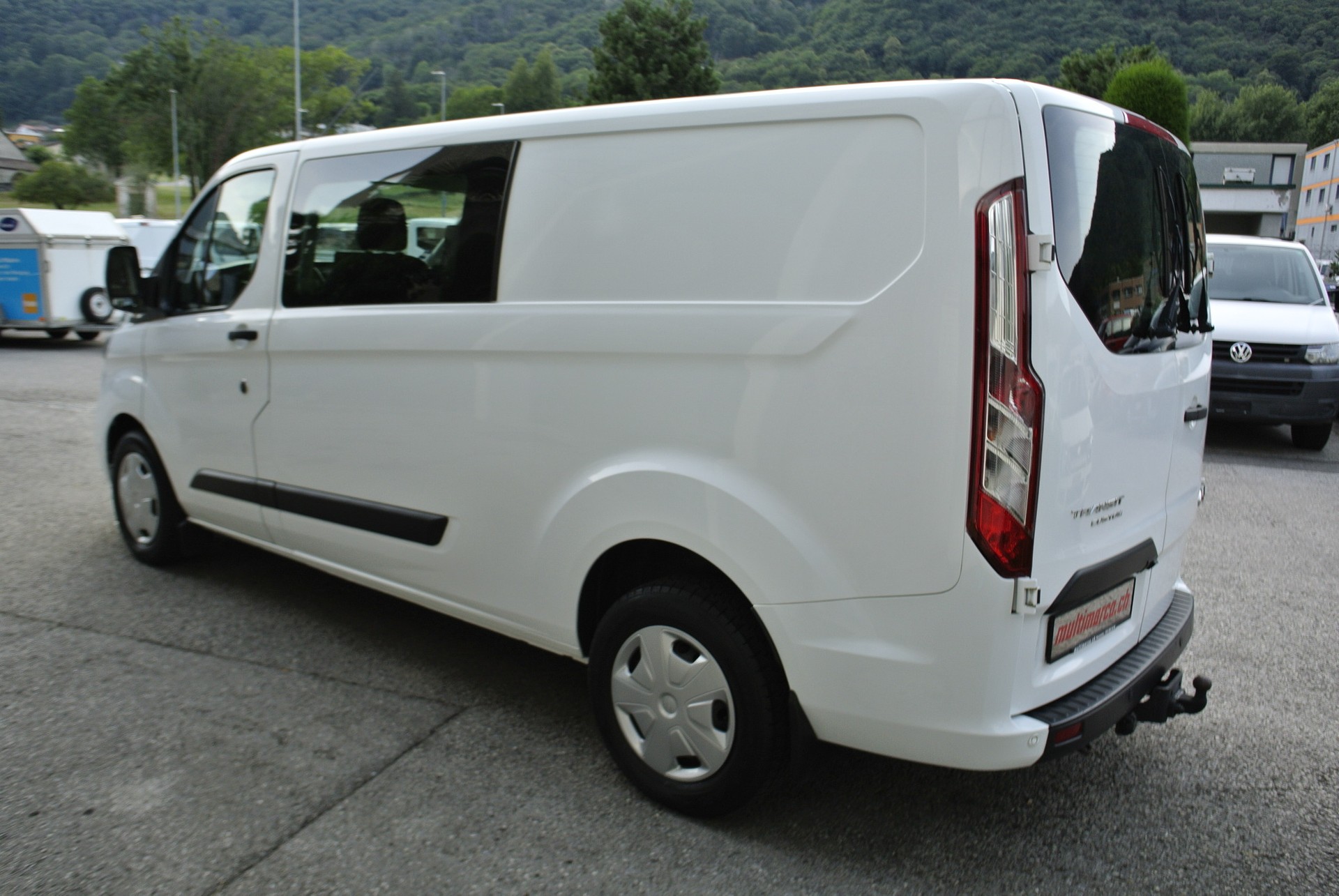 FORD Transit Custom Van 320 L2H1 DK Trend-image-10