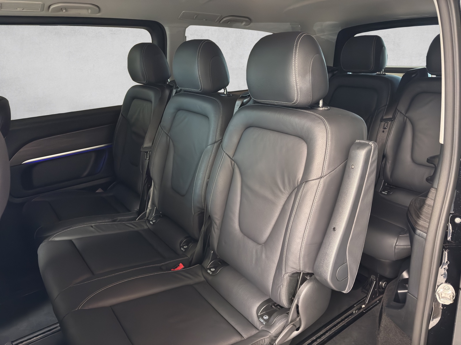 MERCEDES-BENZ V 250d Avantgarde 4M Lang - Facelift-image-8