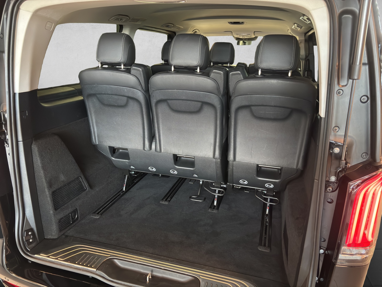 MERCEDES-BENZ V 250d Avantgarde 4M Lang - Facelift-image-11