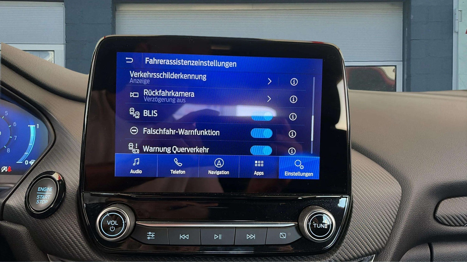 FORD Puma 1.0 MHEV ST-Line X Automat mit B&O & AHK + Winterreifen-image-19