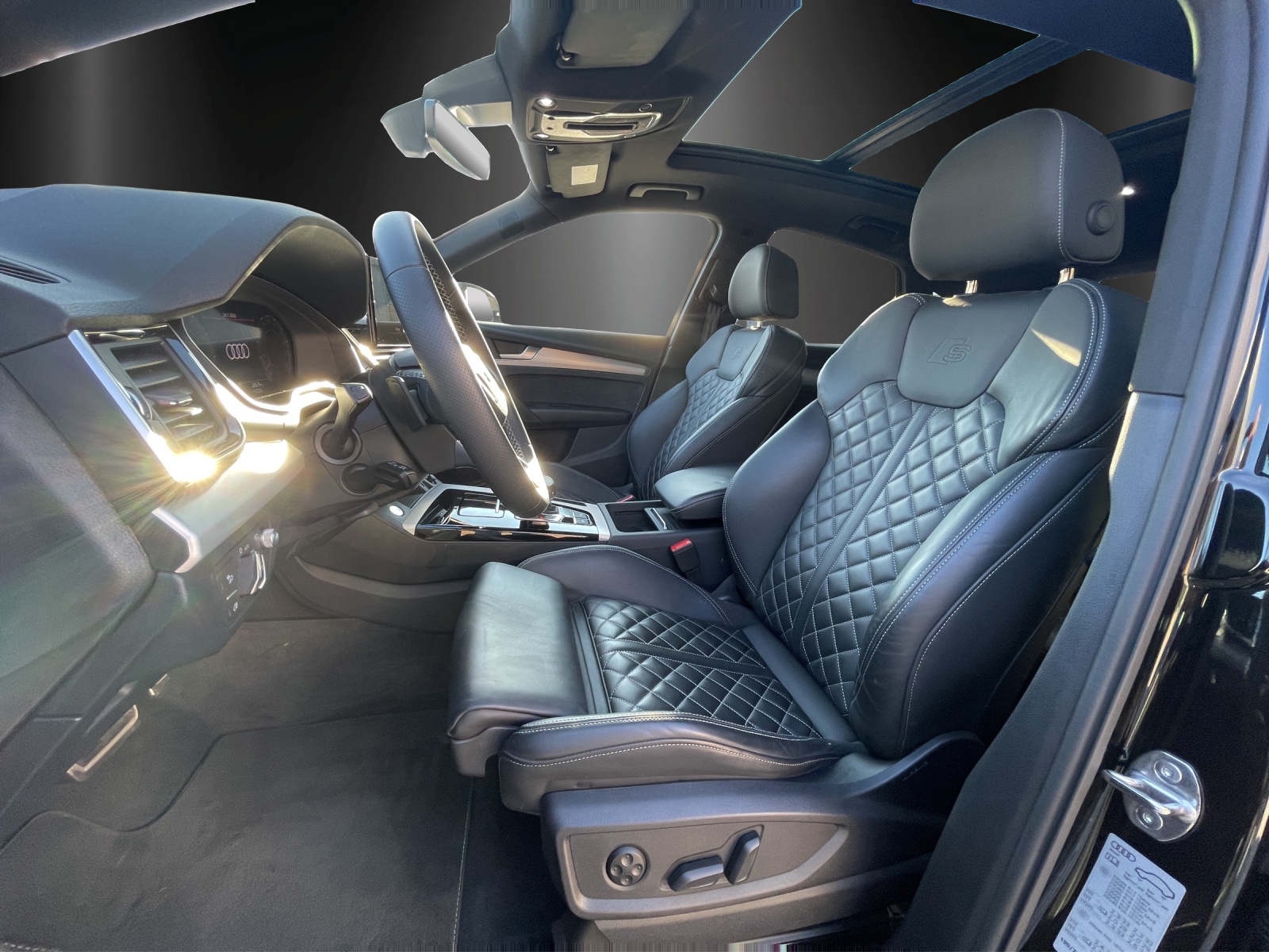 AUDI Q5 Sportback 45 TFSI S line quattro S-tronic-image-9