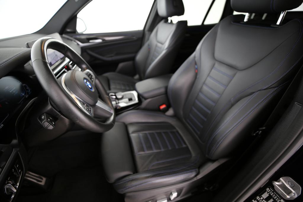 BMW X3 30e xDrive-image-3