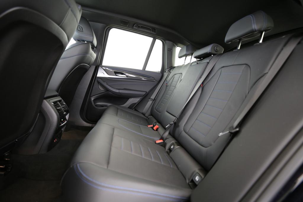 BMW X3 30e xDrive-image-13