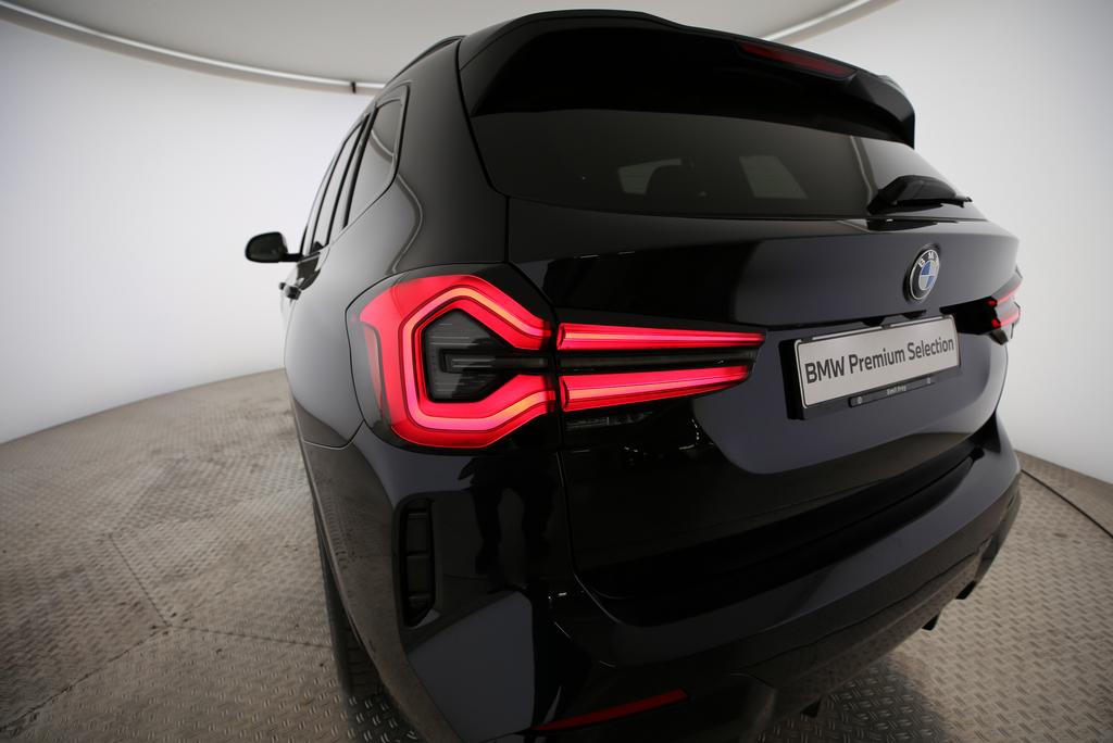 BMW X3 30e xDrive-image-16