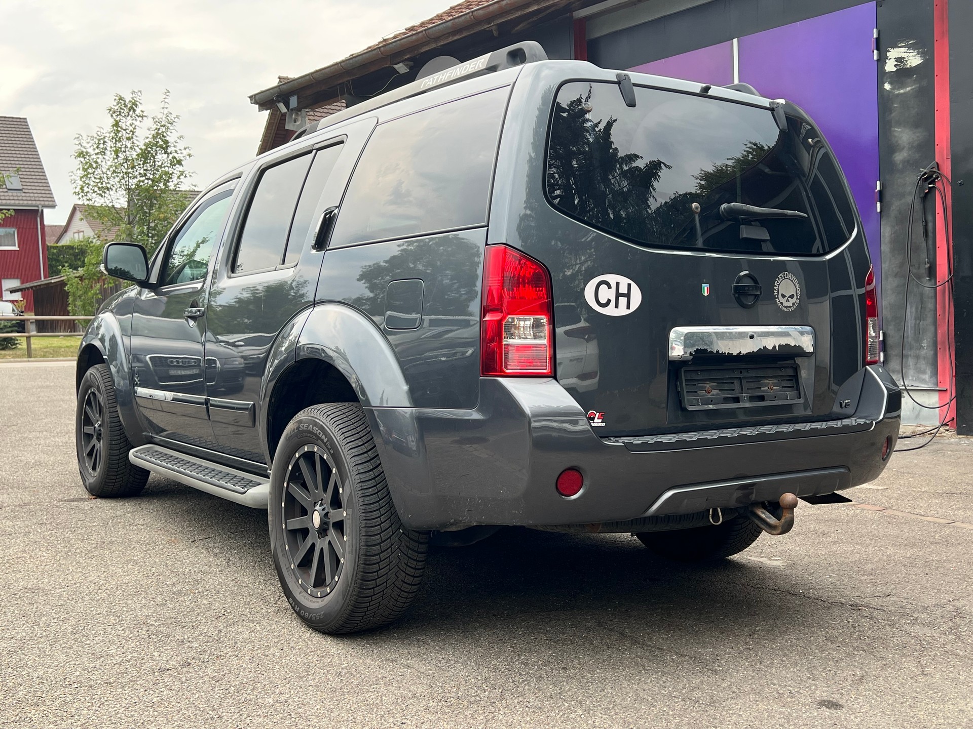 NISSAN Pathfinder 3.0 dCi LE Automatic-image-3