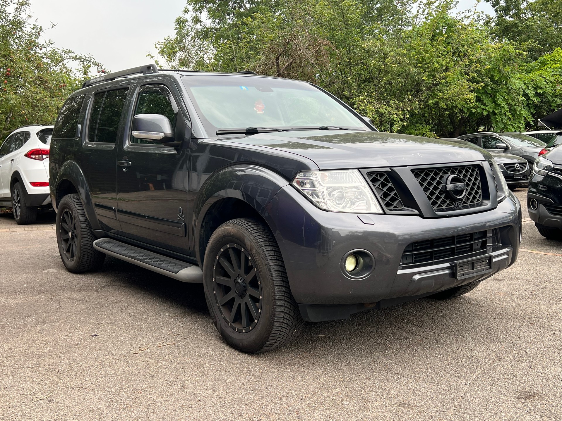 NISSAN Pathfinder 3.0 dCi LE Automatic-image-1