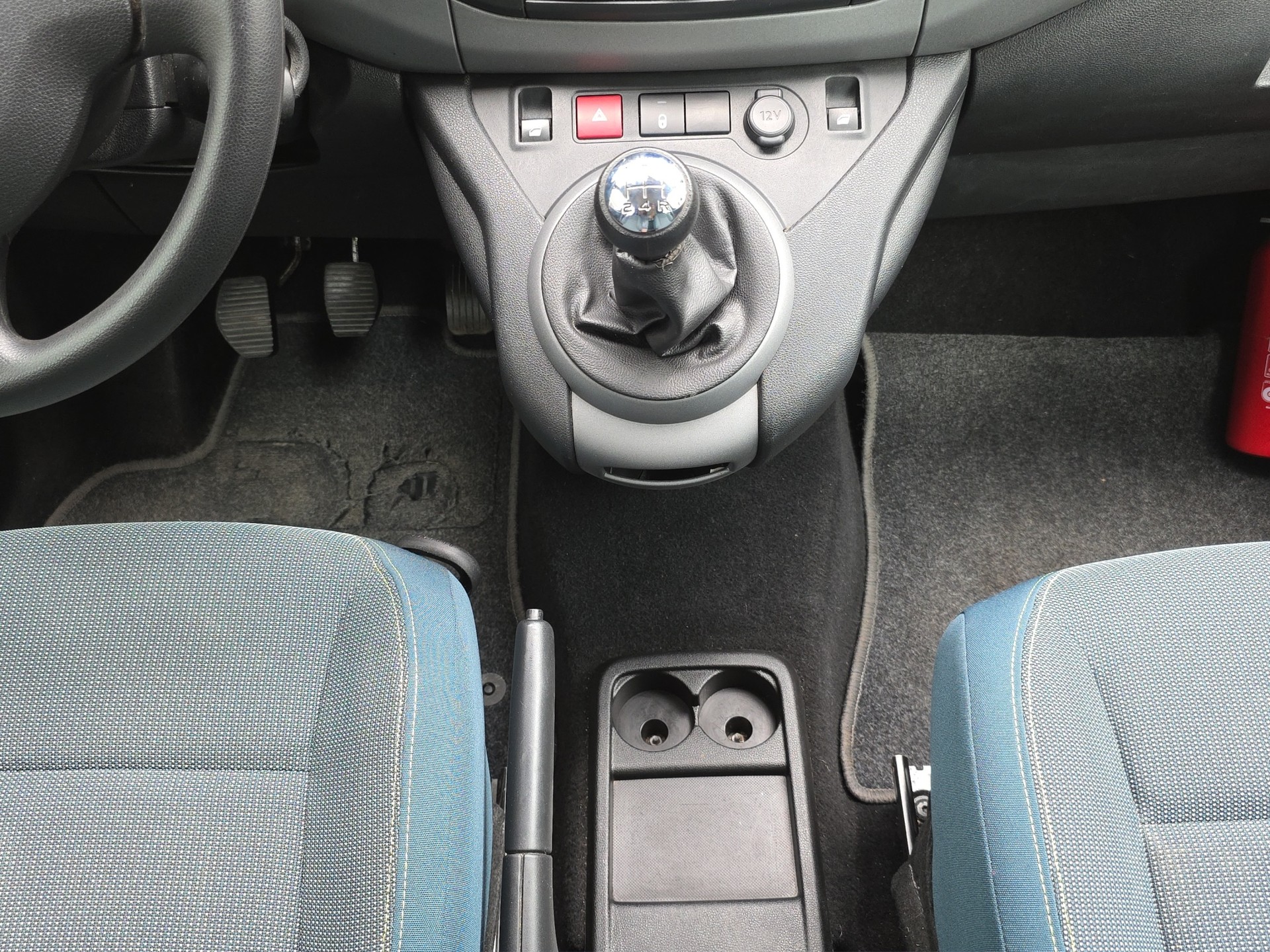 CITROEN Berlingo 1.2i Feel-image-13