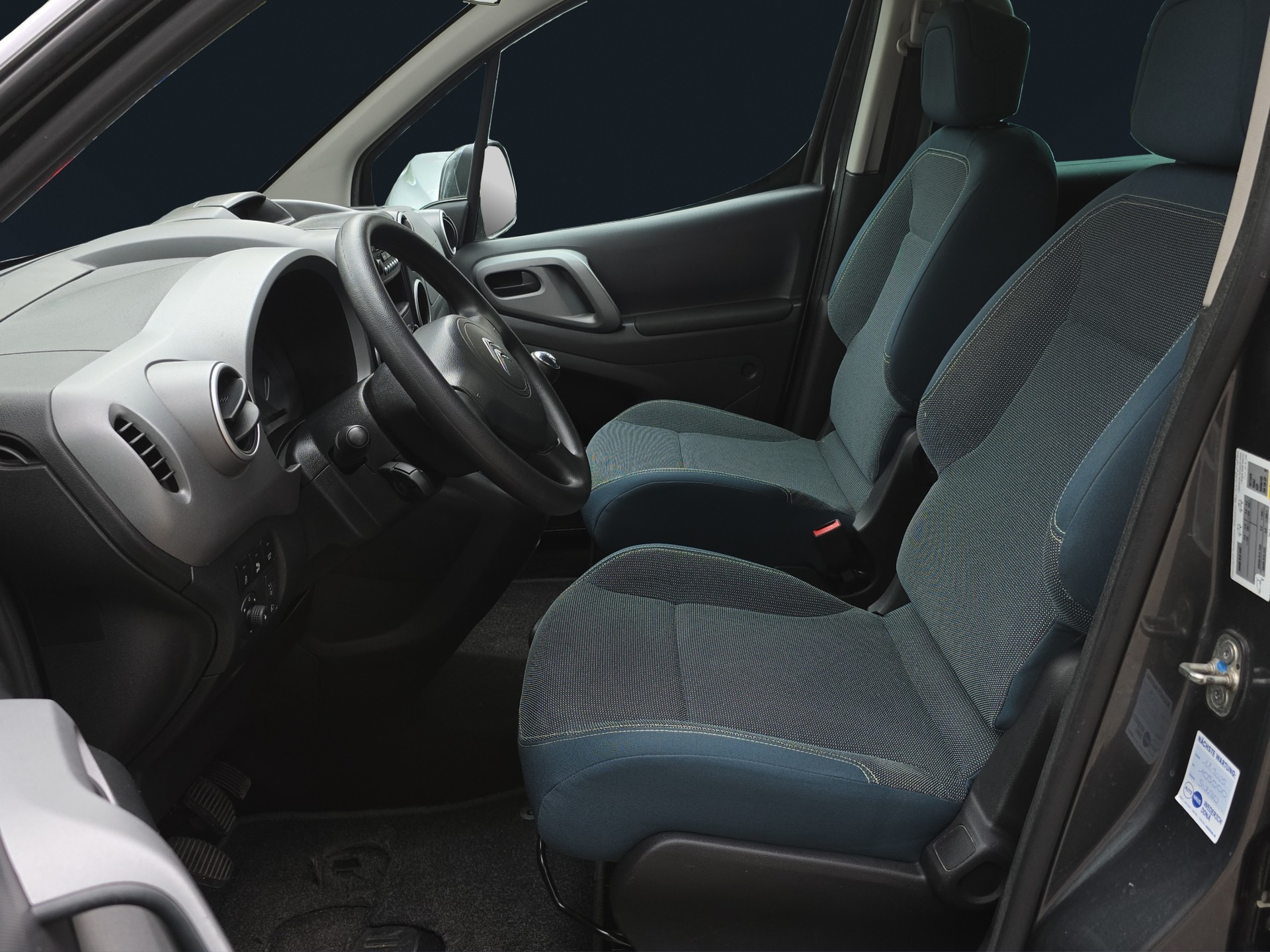 CITROEN Berlingo 1.2i Feel-image-9