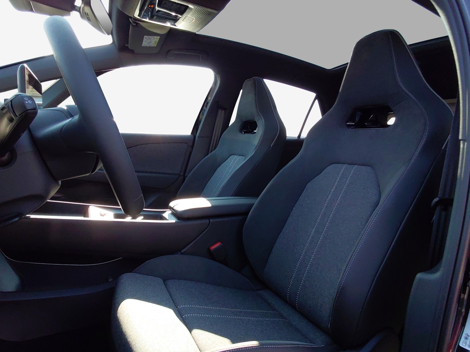 VW ID.3 Neo 79 kWh 231 PS Style-image-7