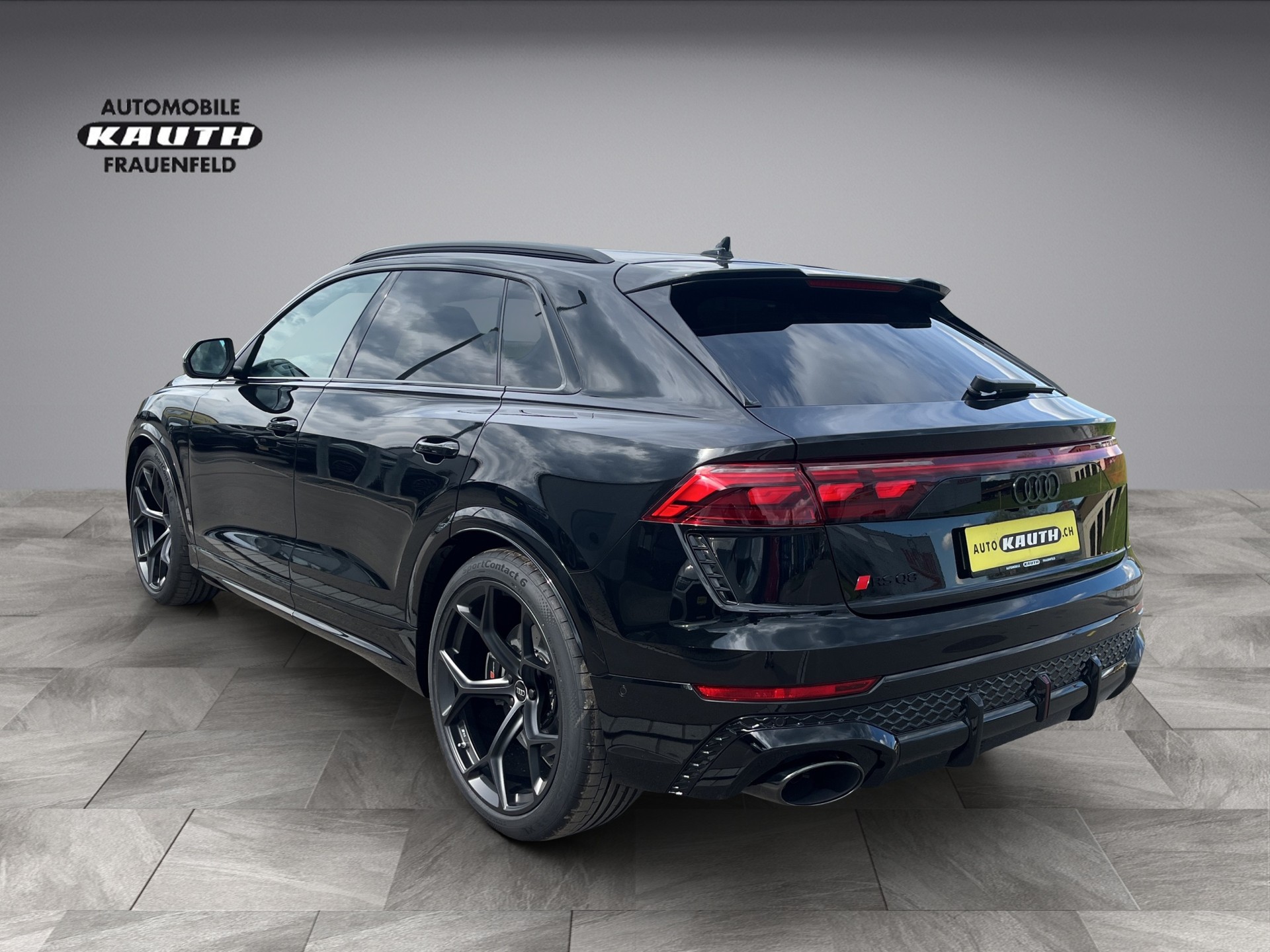 AUDI RSQ8 performance quattro*Panodach, Standheizung, AHK, Luftfederung, (5-Jahre Garantie)-showroom-element-2