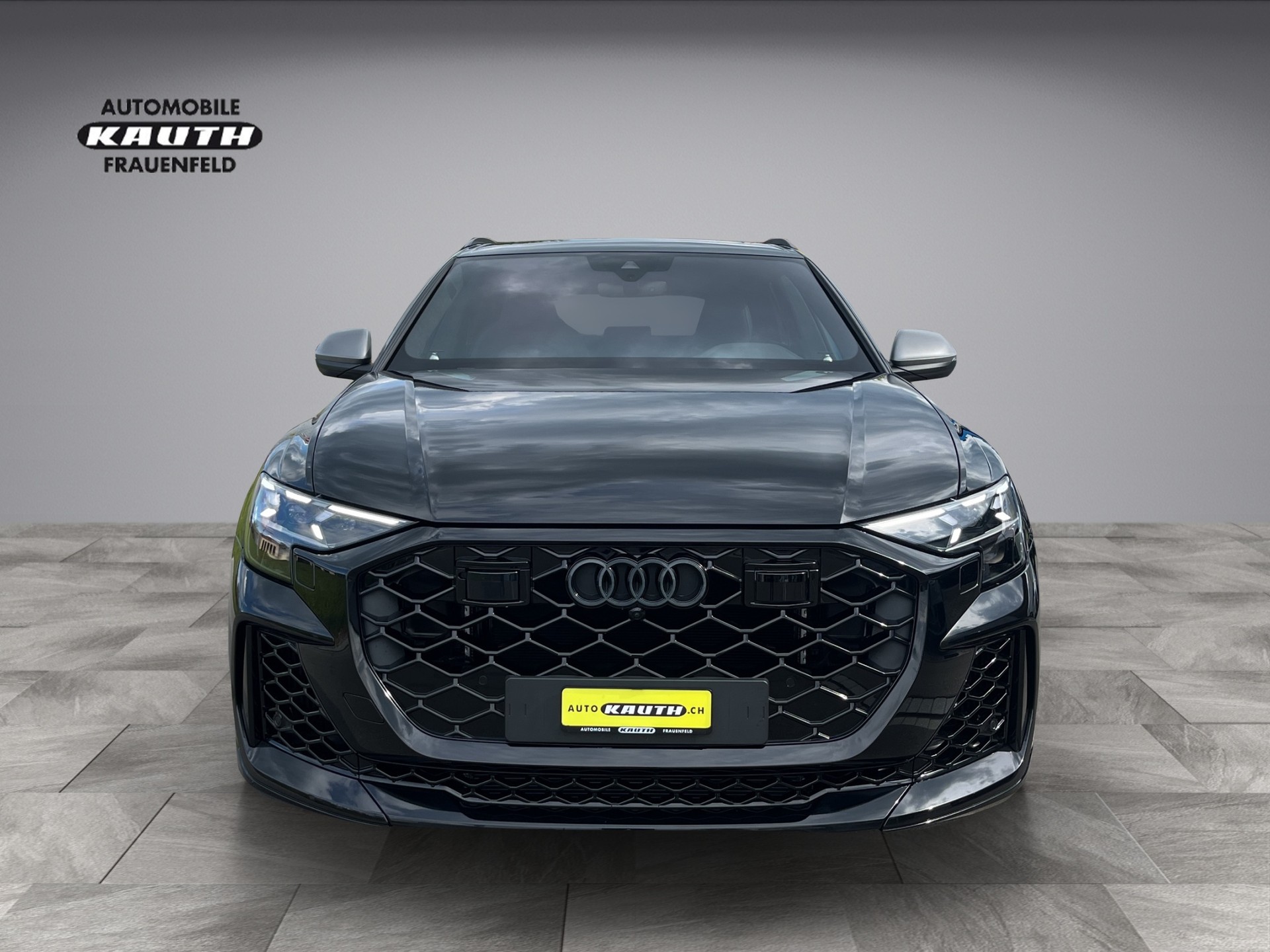 AUDI RSQ8 performance quattro*Panodach, Standheizung, AHK, Luftfederung, (5-Jahre Garantie)-showroom-element-3