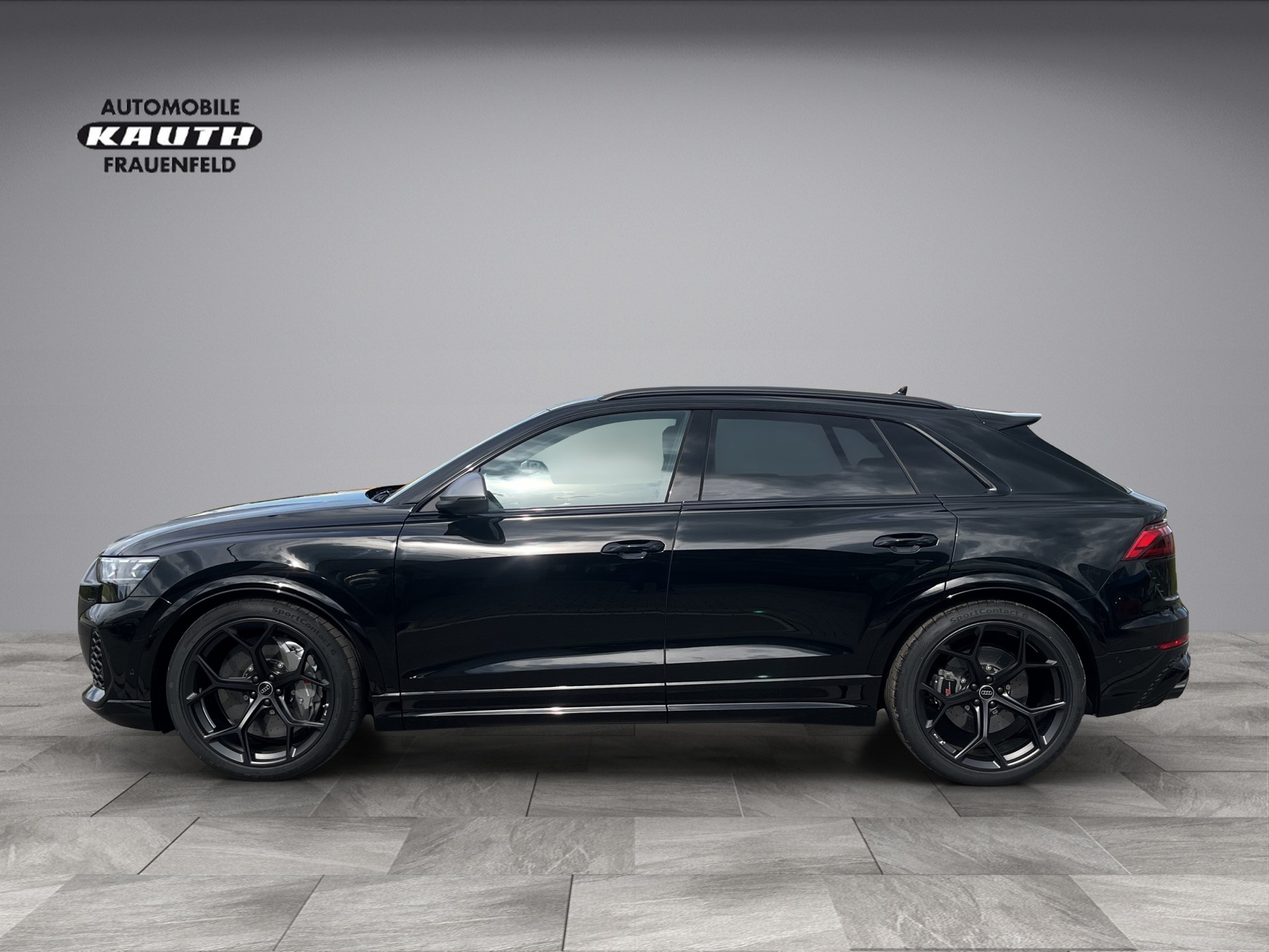 AUDI RSQ8 performance quattro*Panodach, Standheizung, AHK, Luftfederung, (5-Jahre Garantie)-showroom-element-1