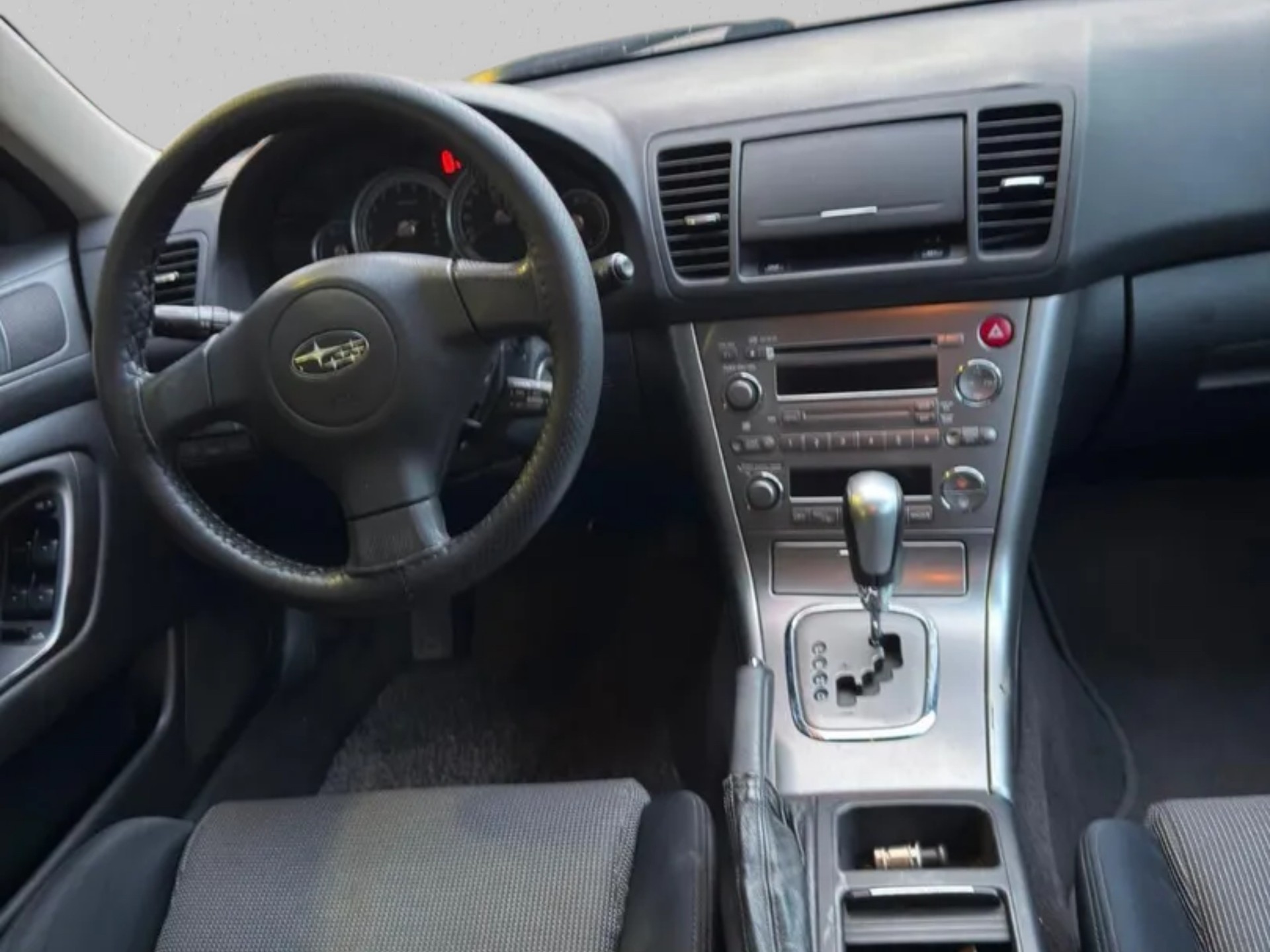 SUBARU Legacy 2. 0R AWD-image-3