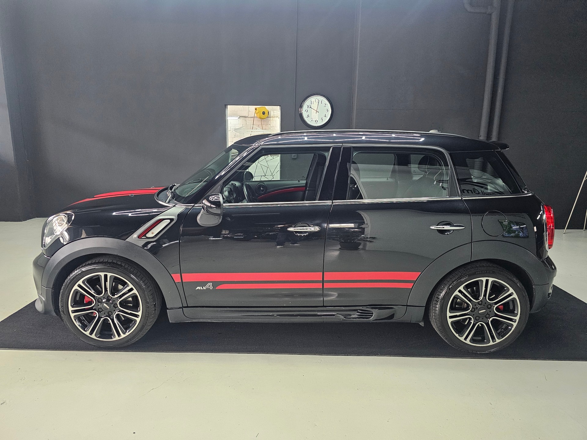 MINI Countryman John Cooper Works ALL4 Steptronic-image-2
