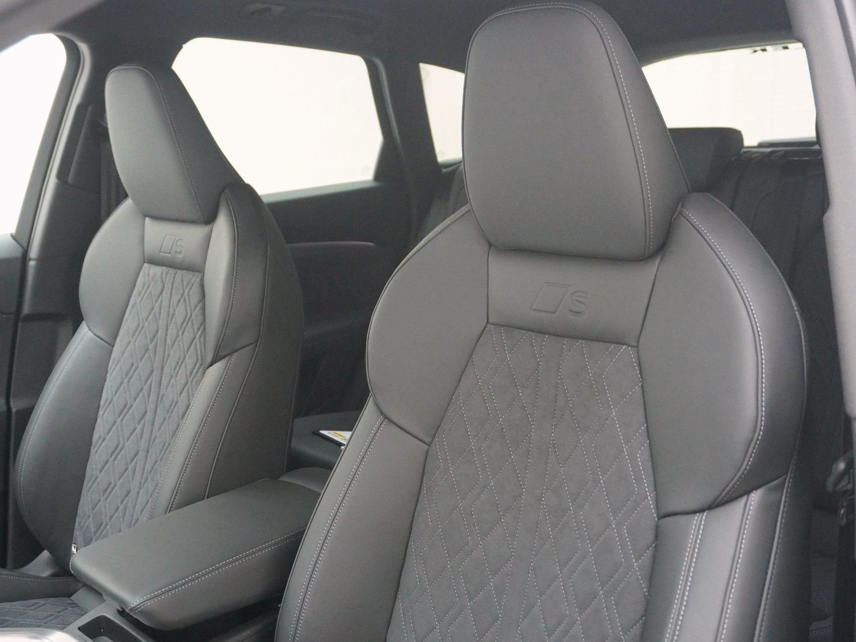 AUDI SQ5 SUV 3.0 V6 TFSI quattro S-Tronic-image-5