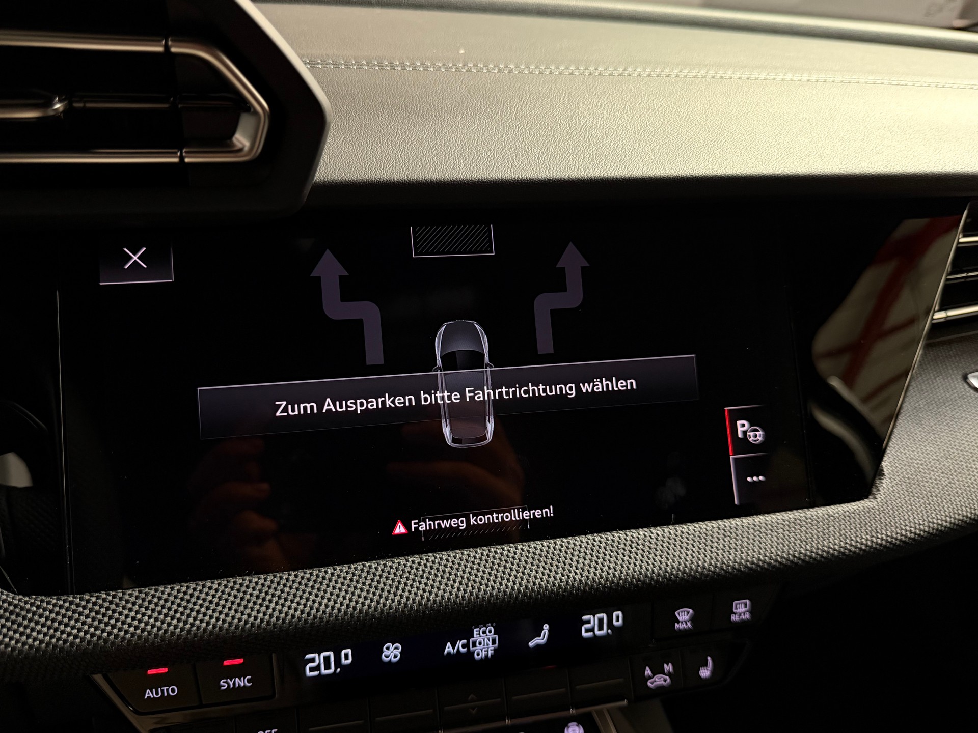 AUDI S3 Sportback TFSI quattro S-tronic-image-30
