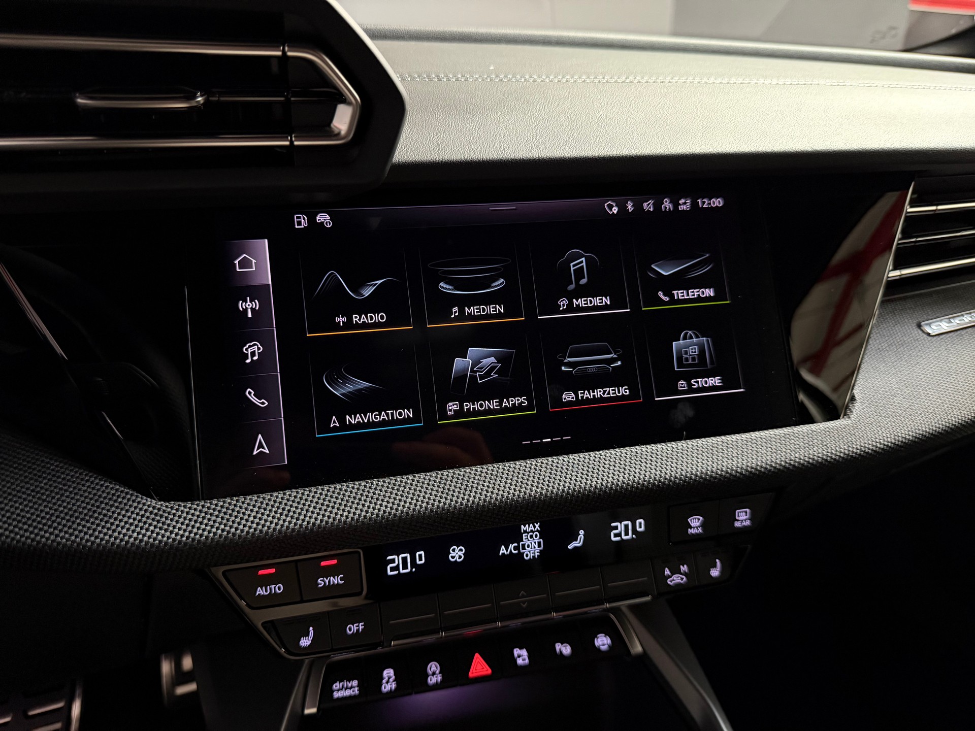 AUDI S3 Sportback TFSI quattro S-tronic-image-20