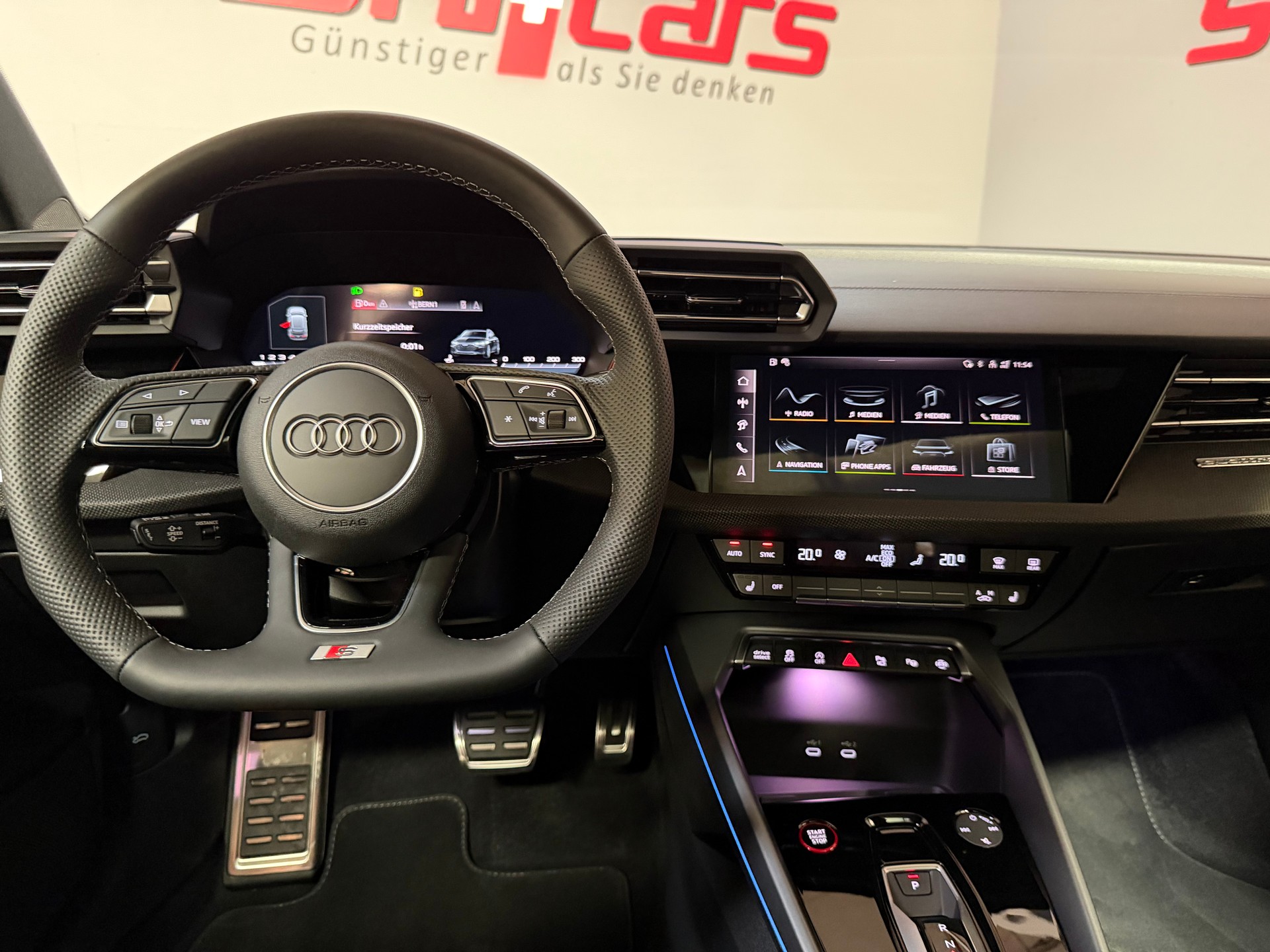 AUDI S3 Sportback TFSI quattro S-tronic-image-15