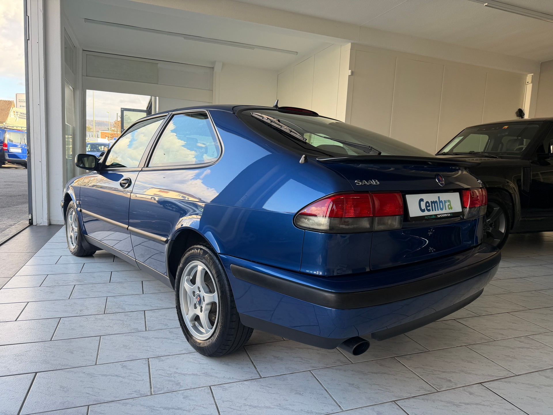 SAAB 9-3 2.0i-16 LPT-image-1