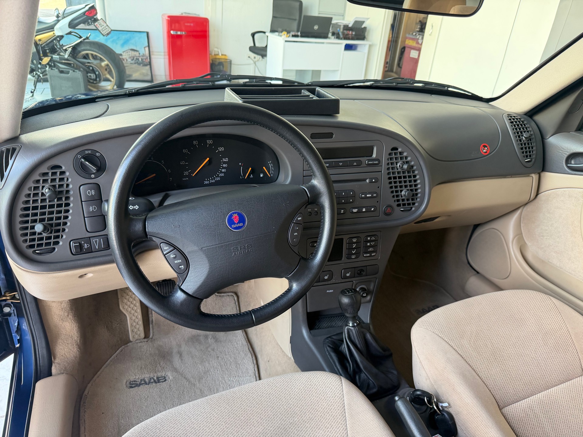 SAAB 9-3 2.0i-16 LPT-image-12