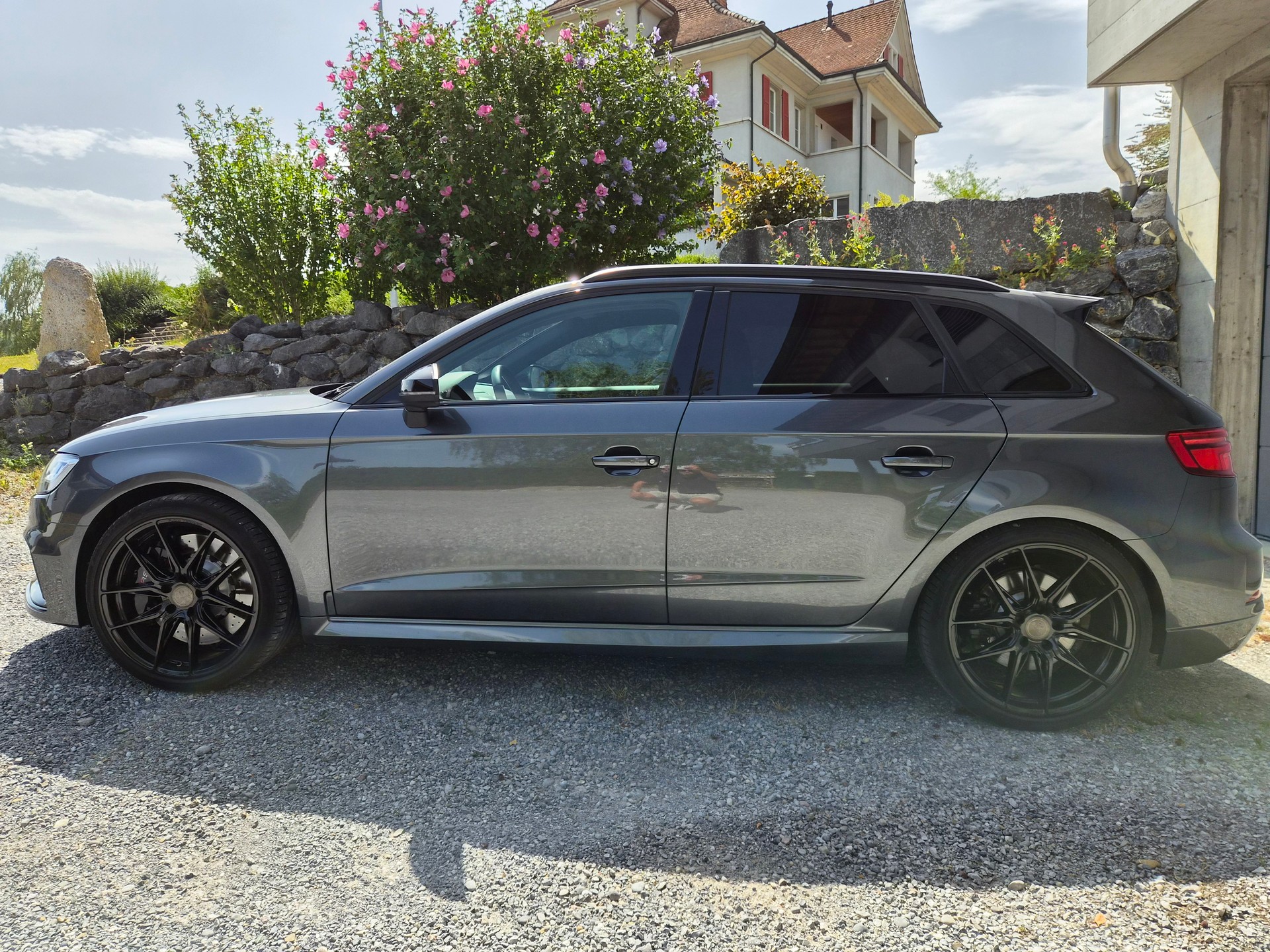 AUDI RS3 Sportback 2.5 T FSI quattro S-Tronic-image-2